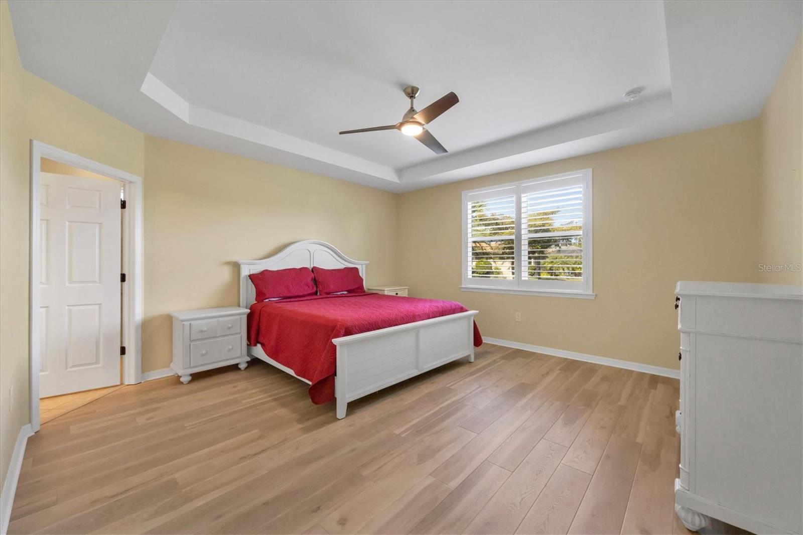 Image 4 of 67 For 6713 Chester Trail