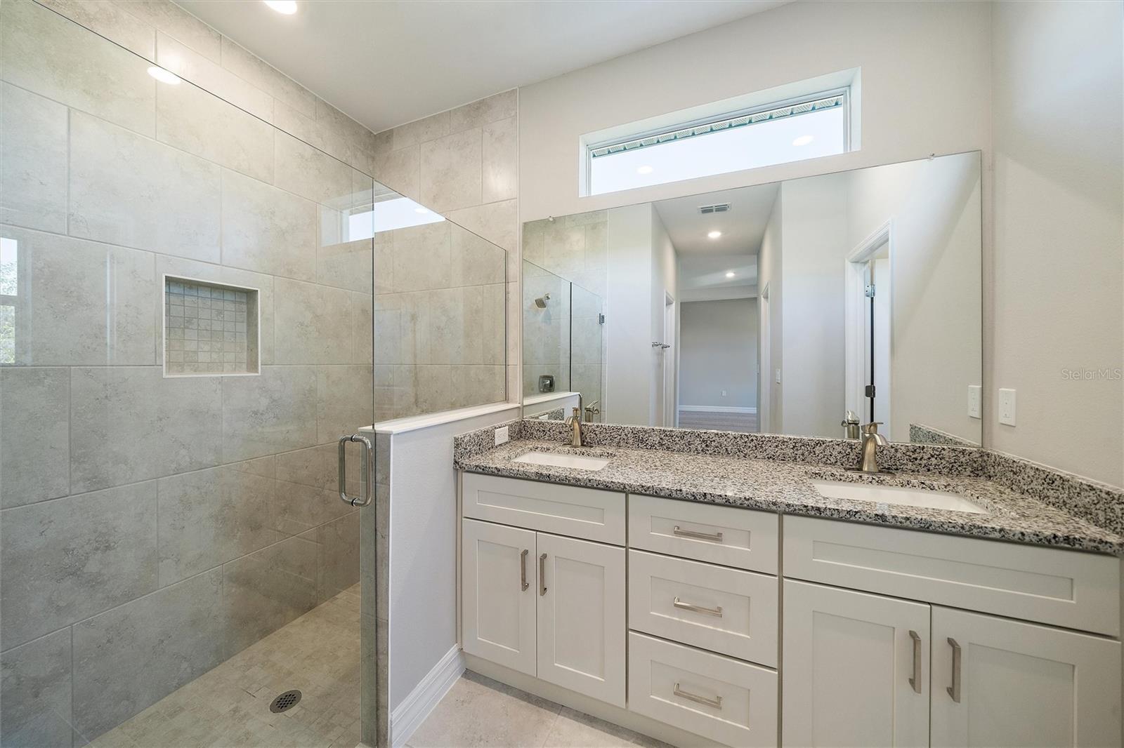 Image 10 of 43 For 196 Jennifer Drive