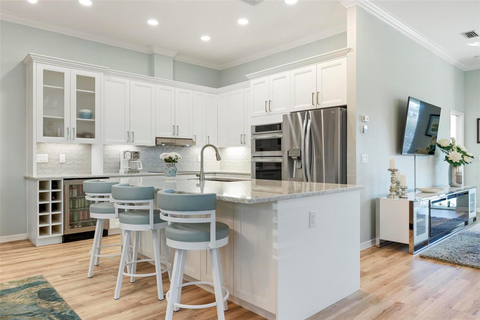 Image 16 of 56 For 211 Vista Del Lago Way