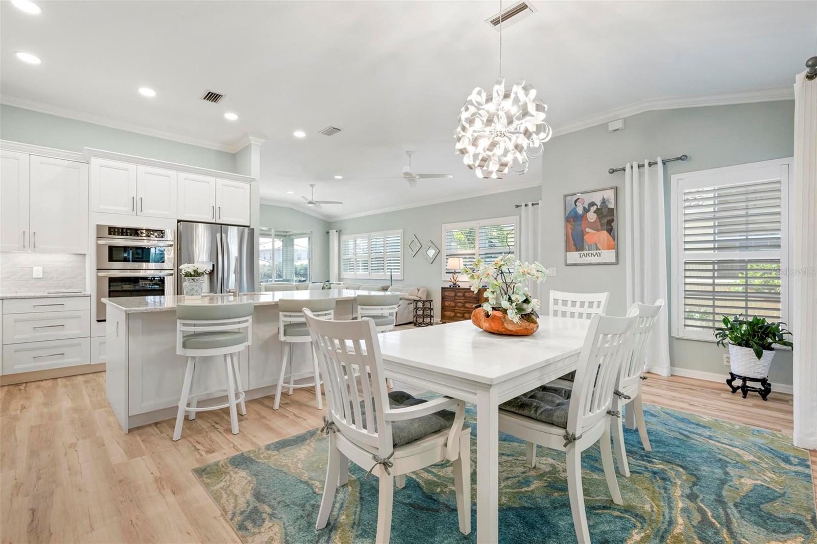 Image 18 of 56 For 211 Vista Del Lago Way