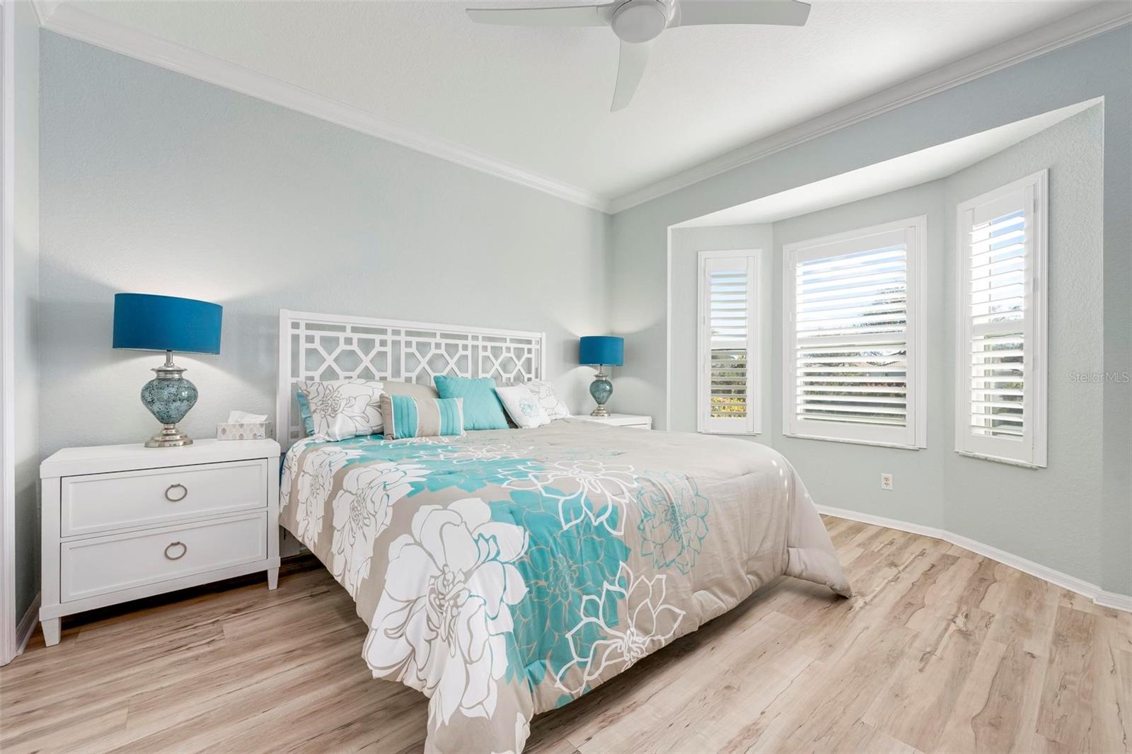 Image 22 of 56 For 211 Vista Del Lago Way