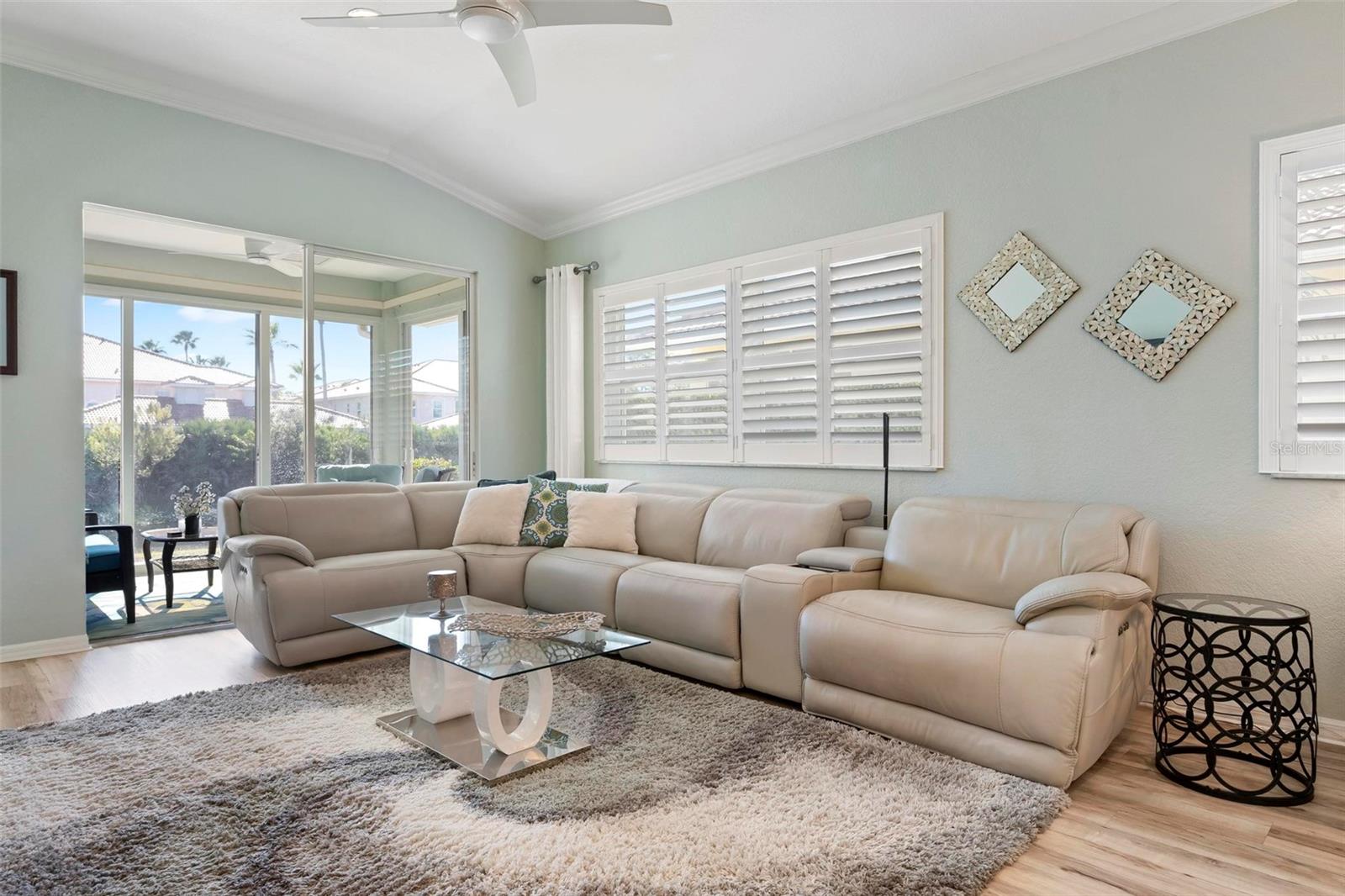 Image 8 of 56 For 211 Vista Del Lago Way