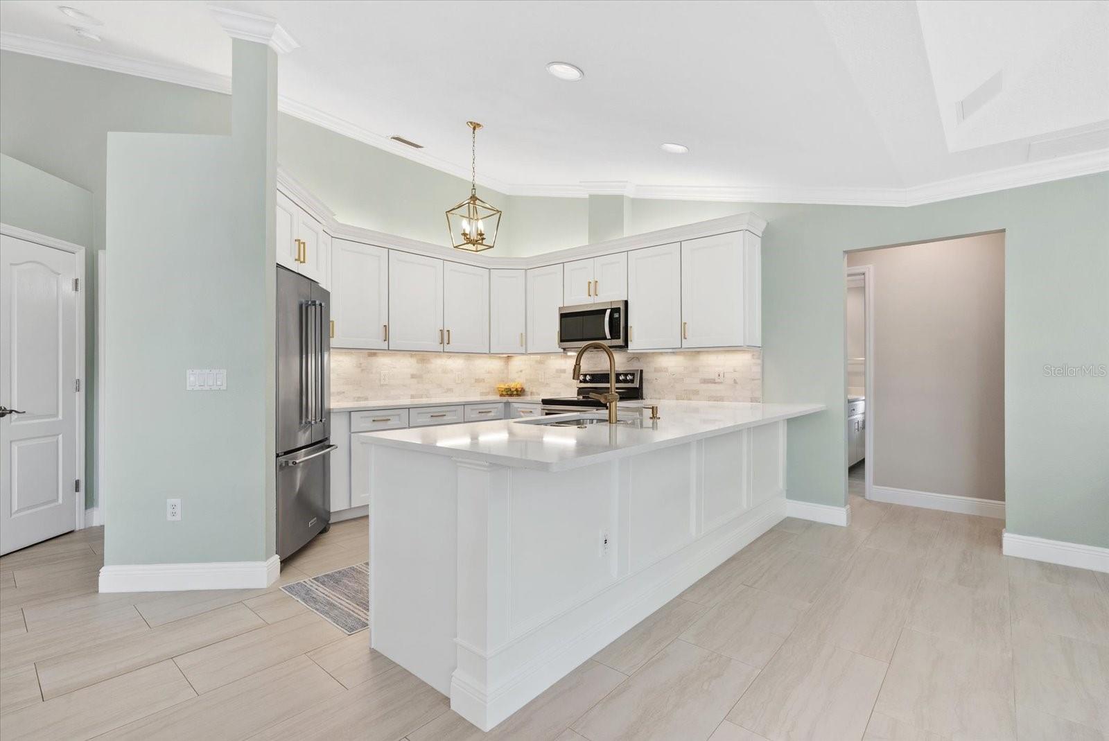 Image 2 of 66 For 331 Meadow Beauty Court