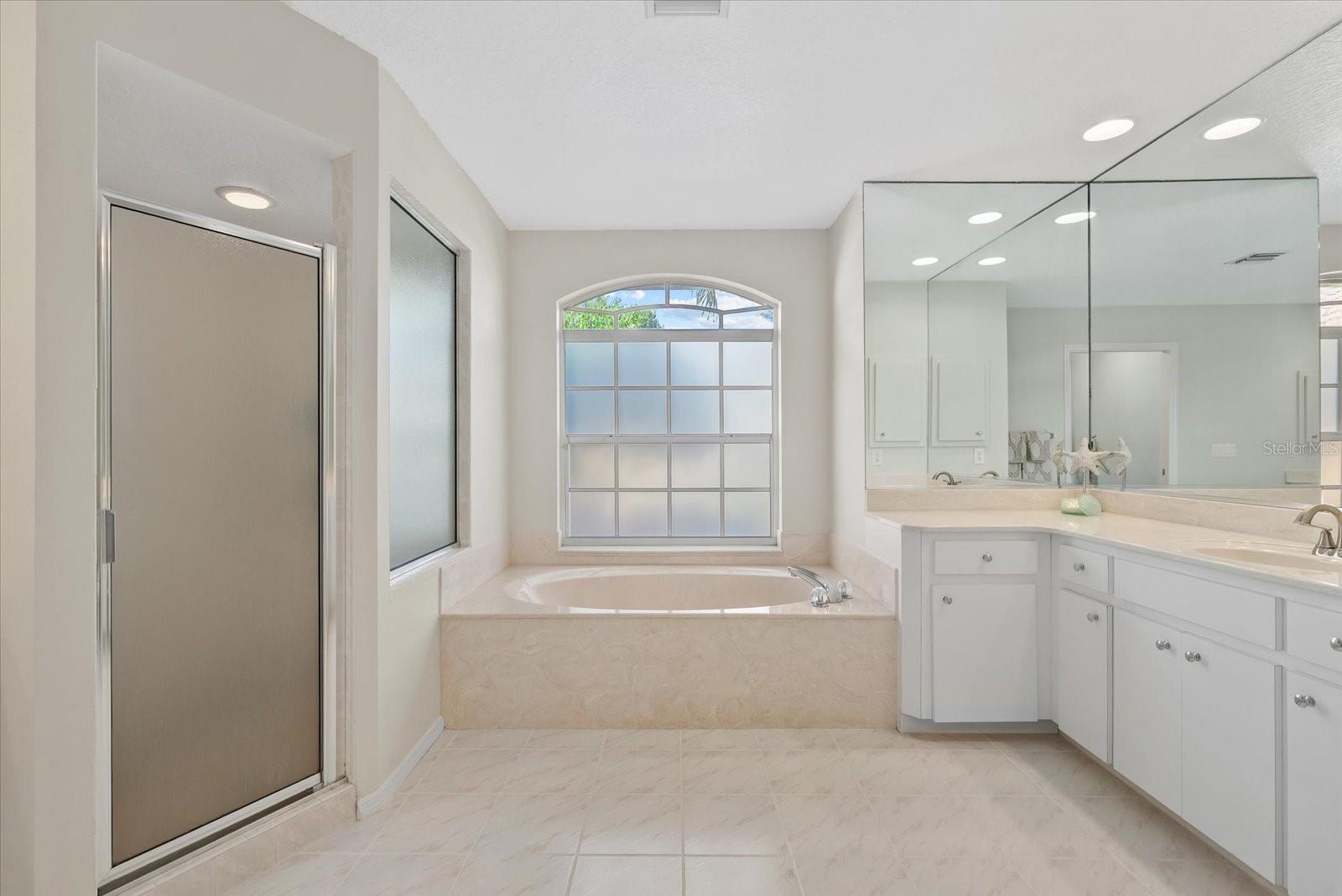 Image 25 of 66 For 331 Meadow Beauty Court