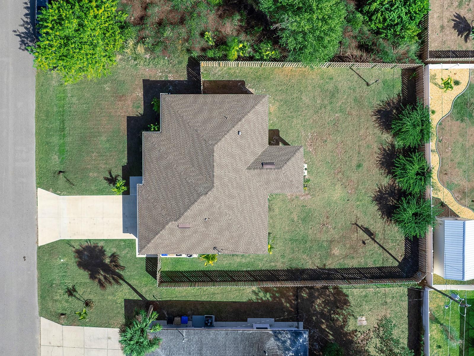 Image 3 of 27 For 3784 Fontainebleau Street