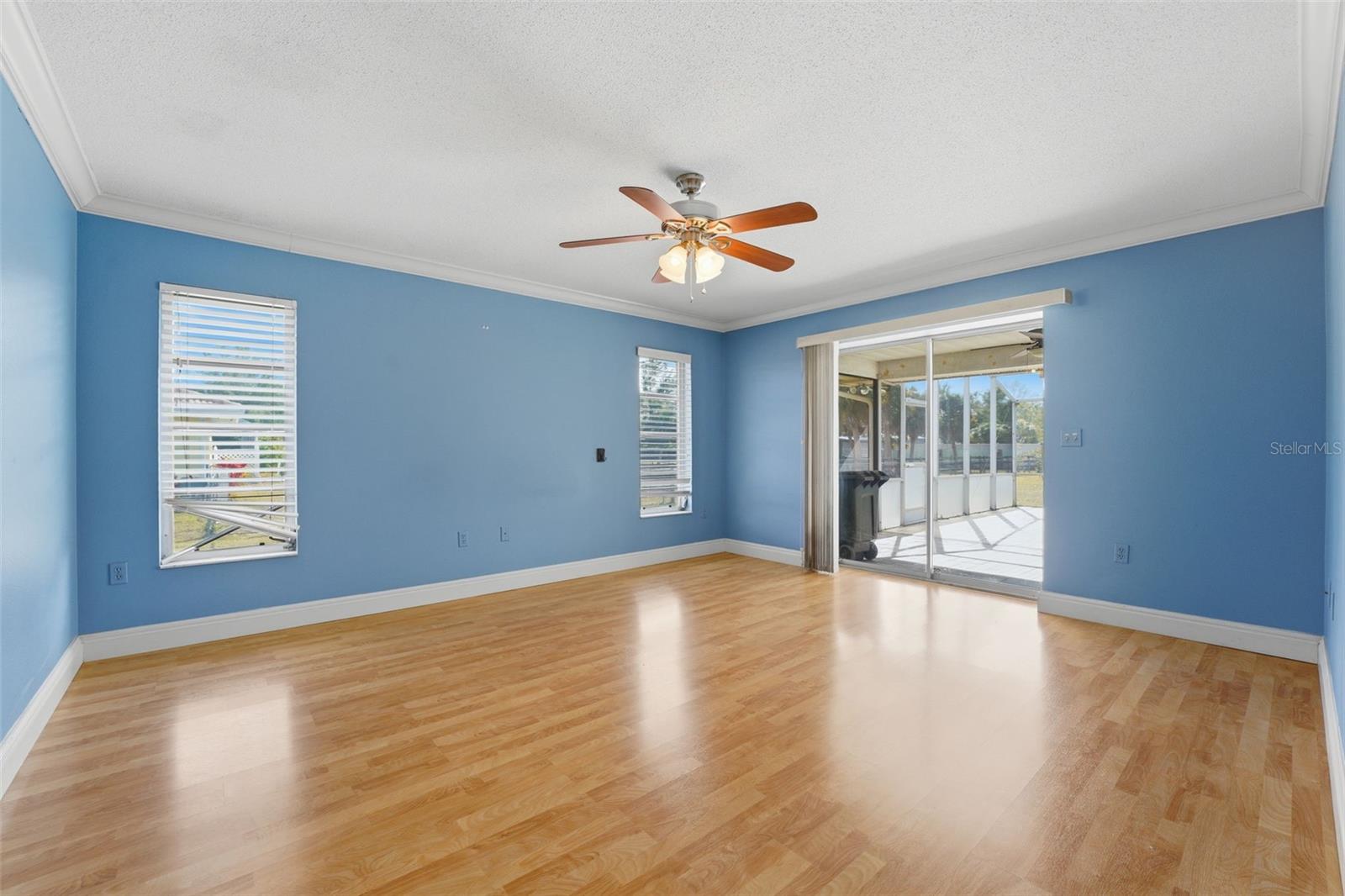 Image 12 of 40 For 1641 Mackintosh Boulevard