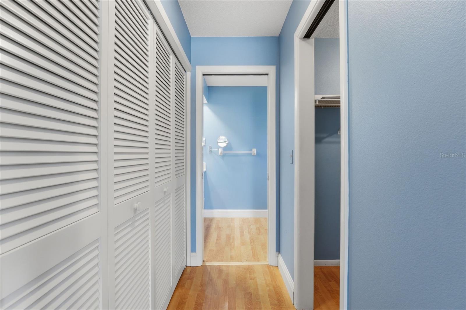 Image 14 of 40 For 1641 Mackintosh Boulevard