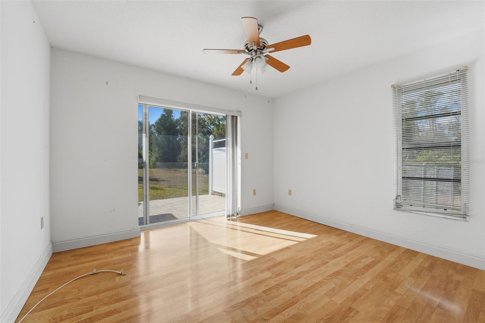 Image 18 of 40 For 1641 Mackintosh Boulevard