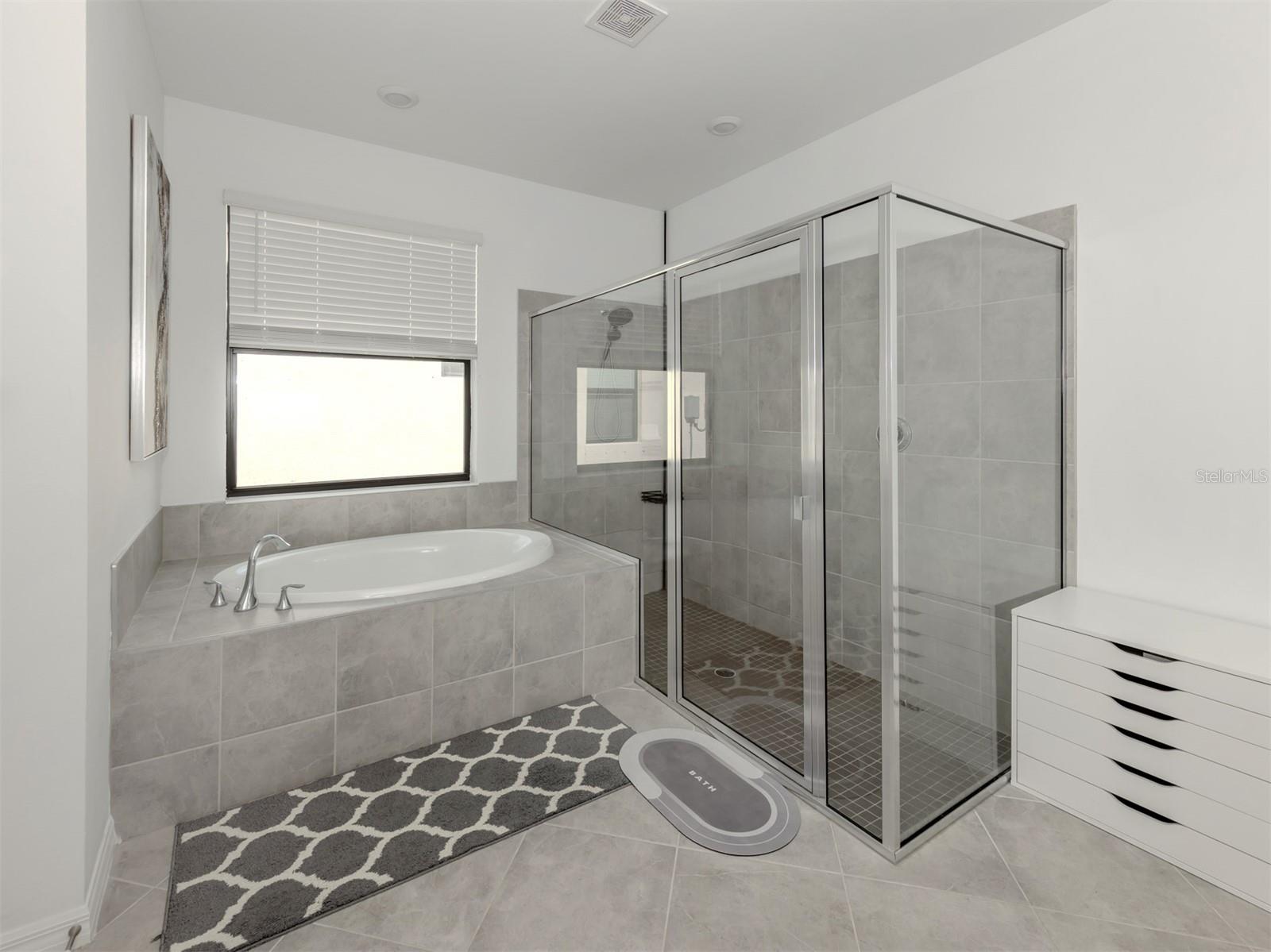 Image 17 of 29 For 1950 Isles Road