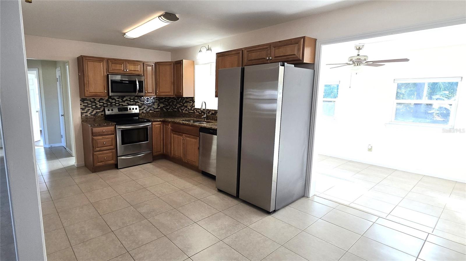 Image 16 of 46 For 808 Cypress Avenue