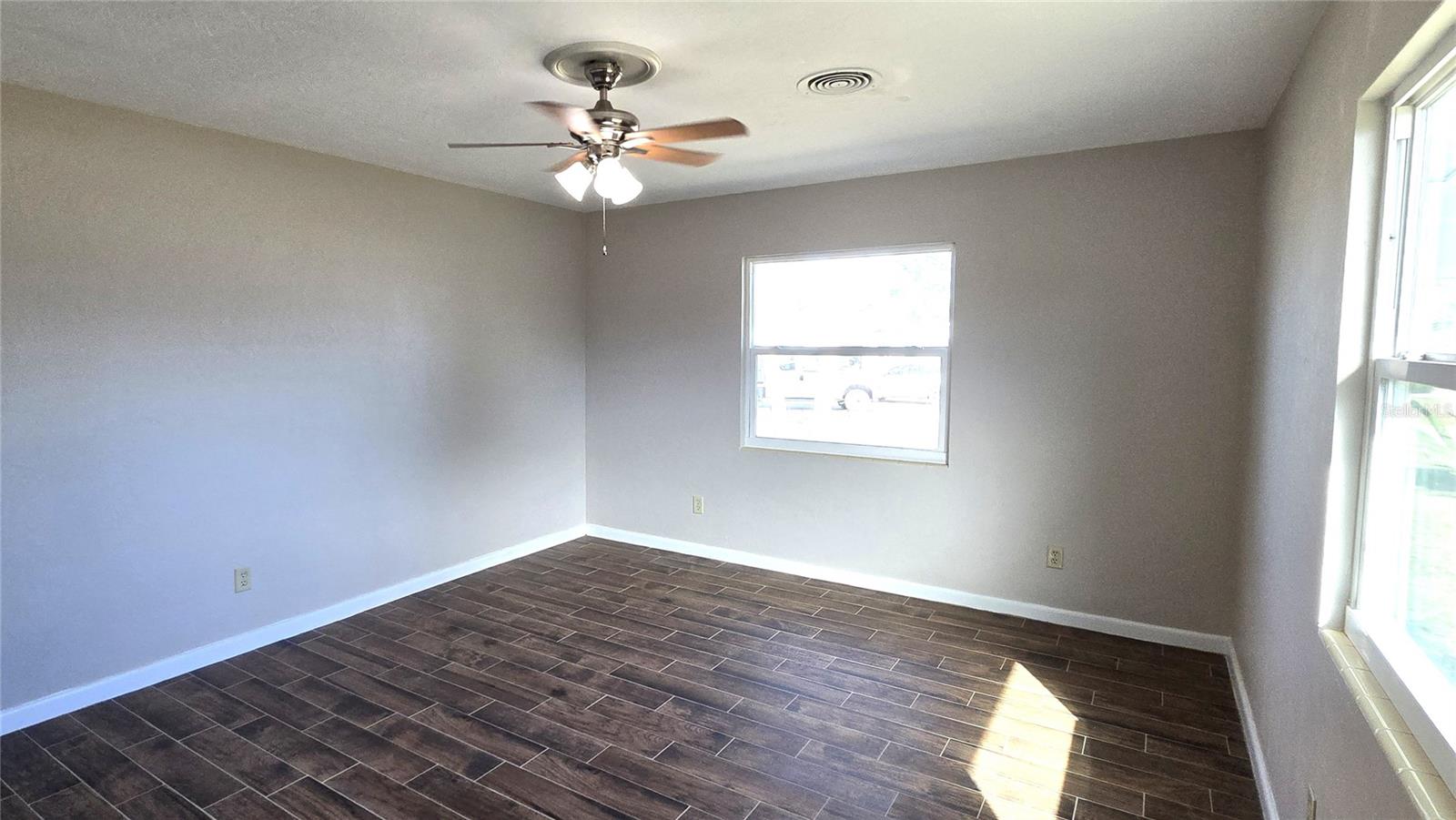 Image 28 of 46 For 808 Cypress Avenue