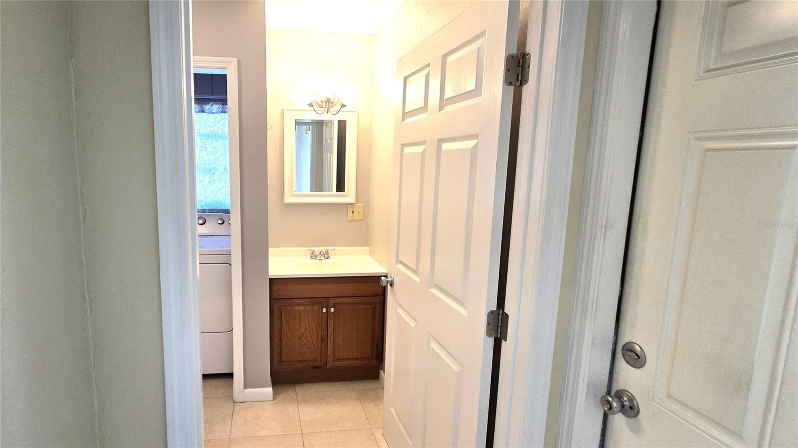 Image 32 of 46 For 808 Cypress Avenue