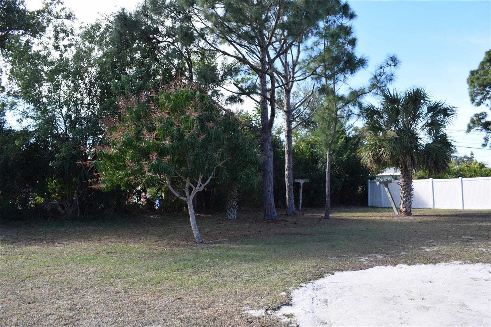 Image 39 of 46 For 808 Cypress Avenue