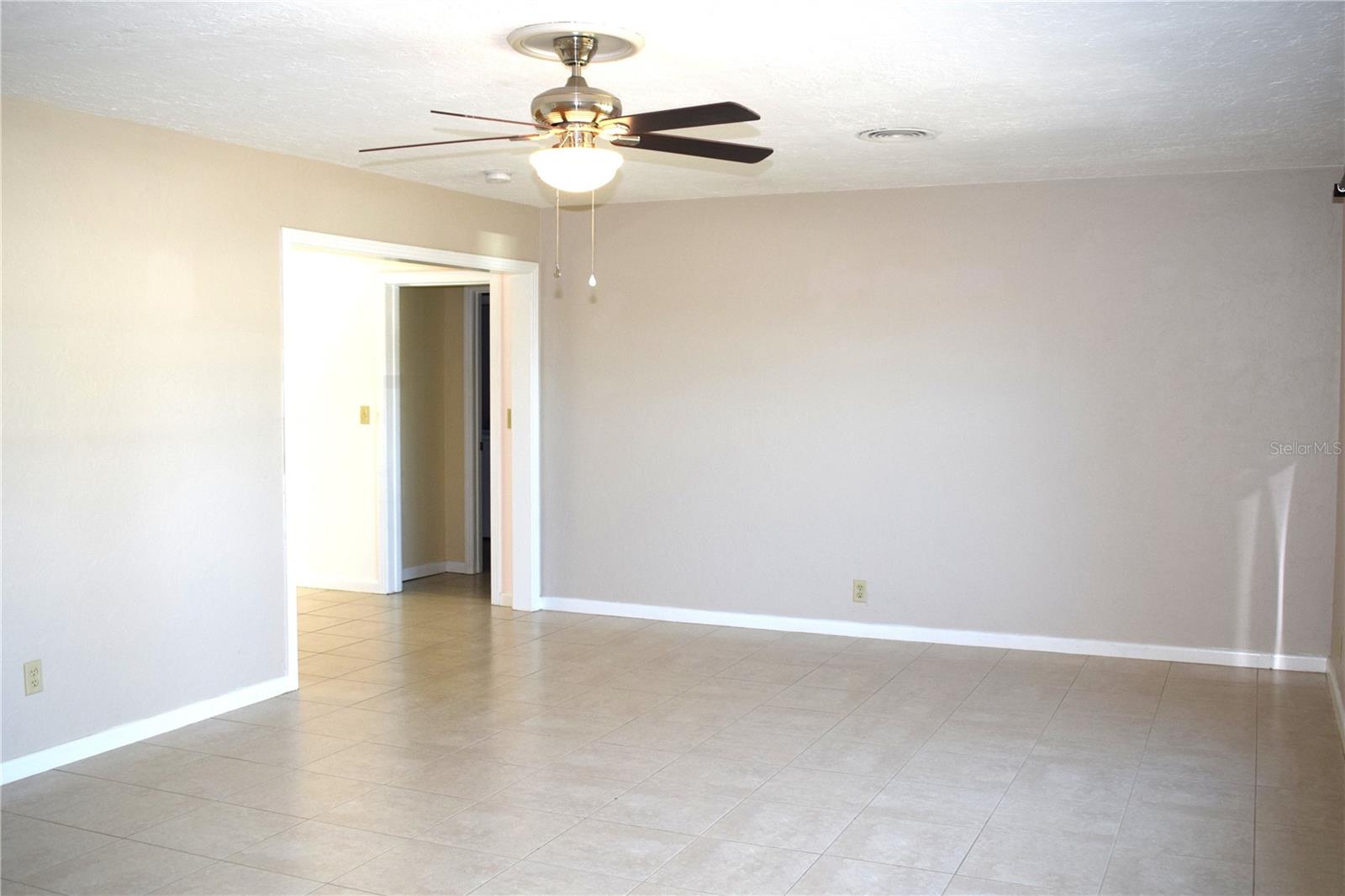 Image 6 of 46 For 808 Cypress Avenue