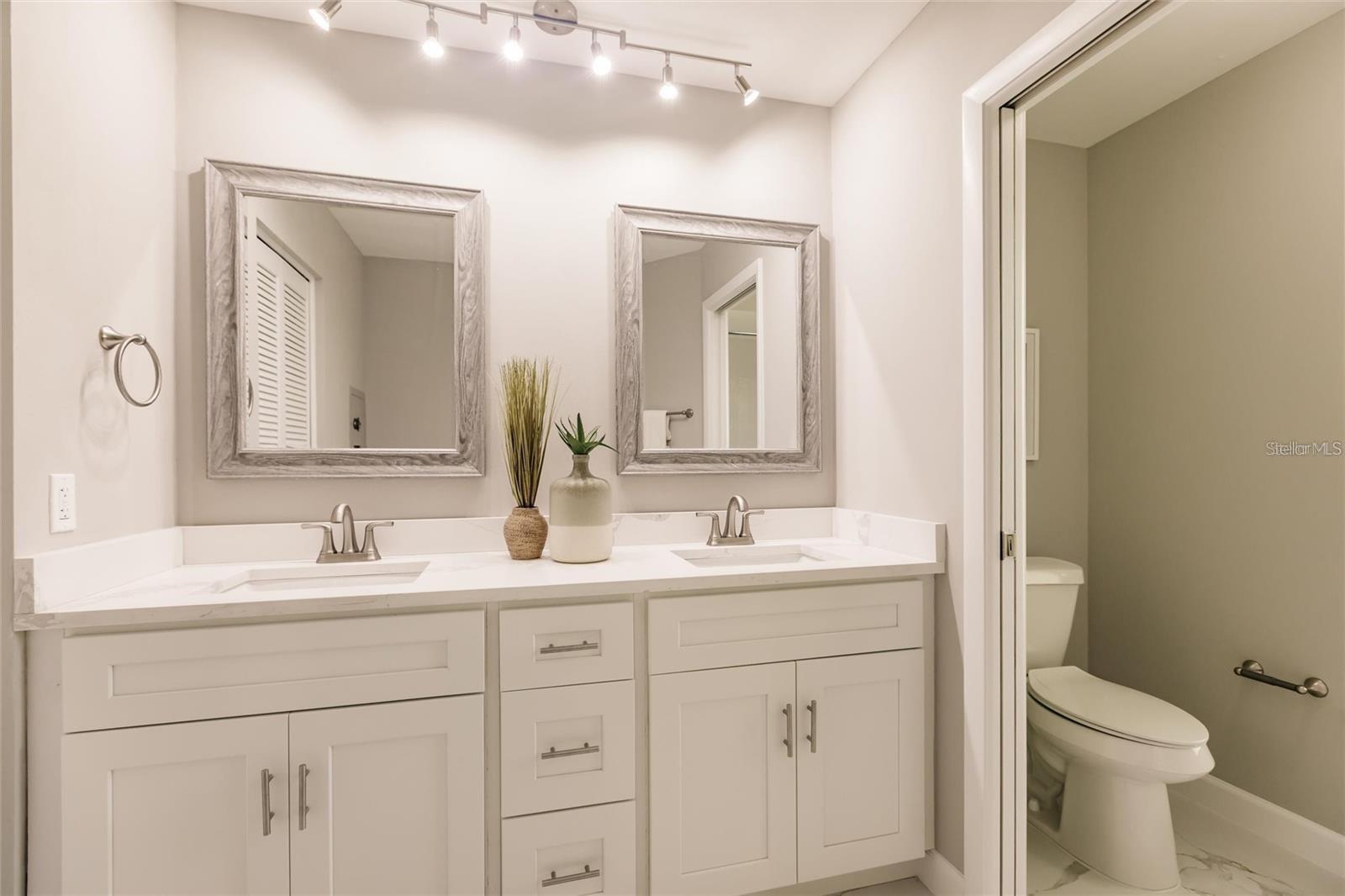 Image 15 of 45 For 904 Doral Lane