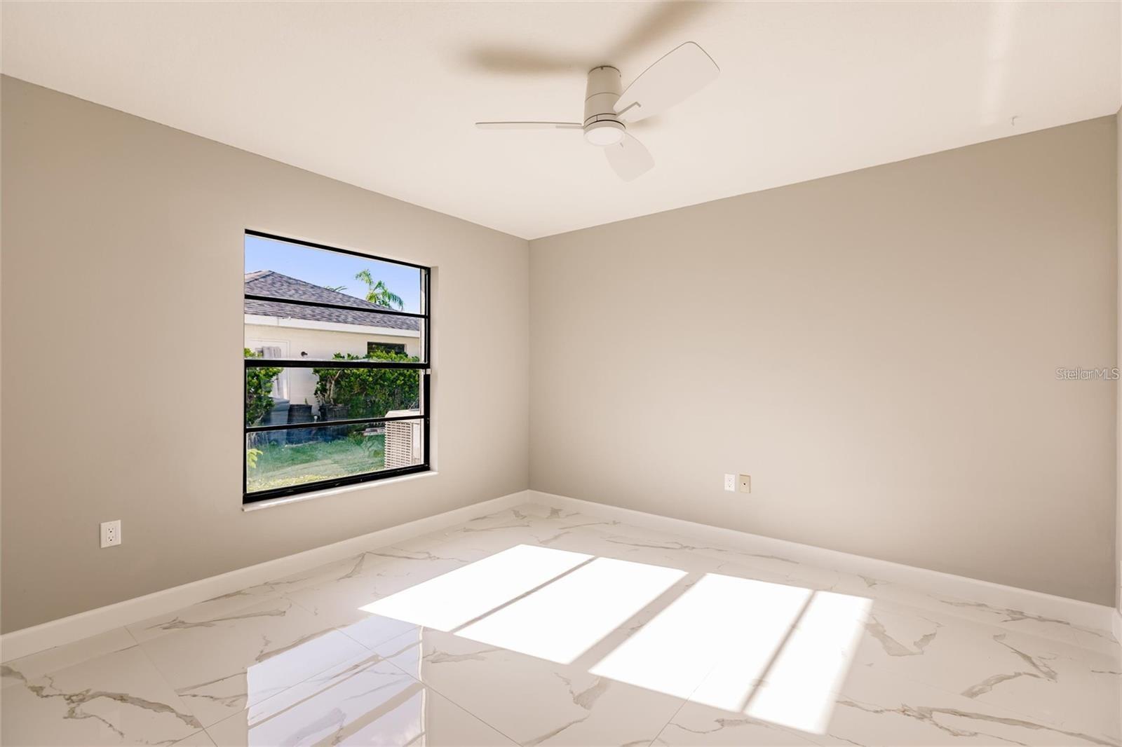 Image 16 of 45 For 904 Doral Lane