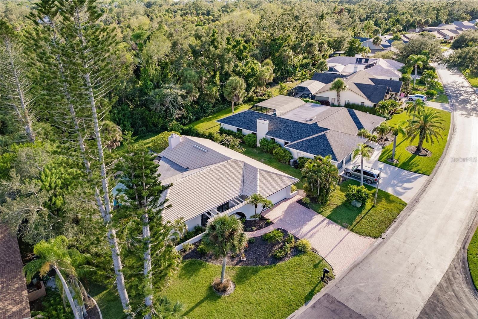 Image 39 of 45 For 904 Doral Lane