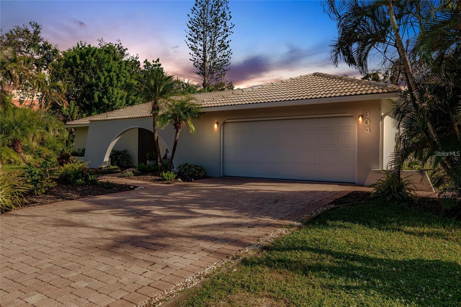 Image 43 of 45 For 904 Doral Lane