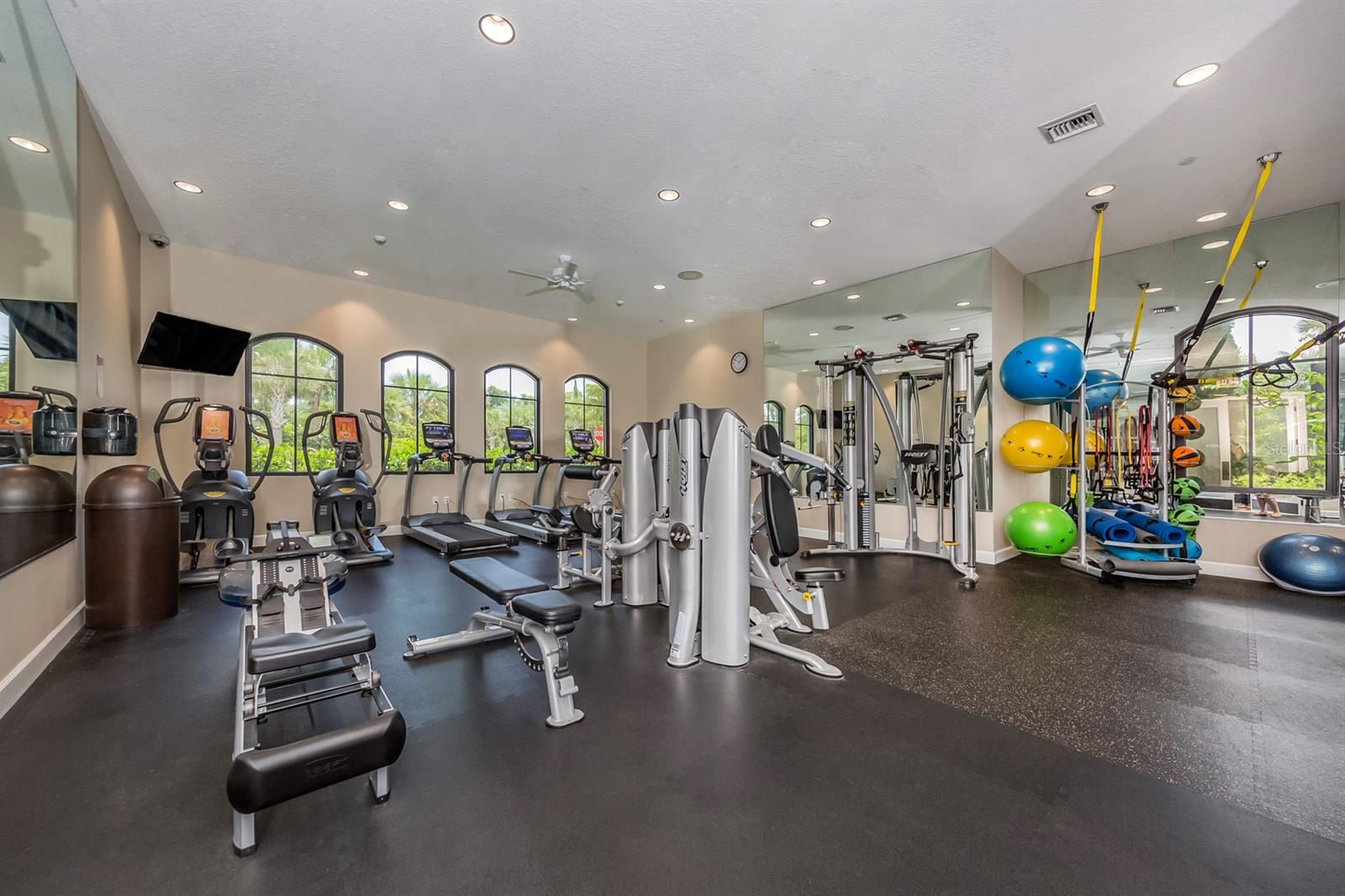 Image 46 of 78 For 5621 Piccolo Street