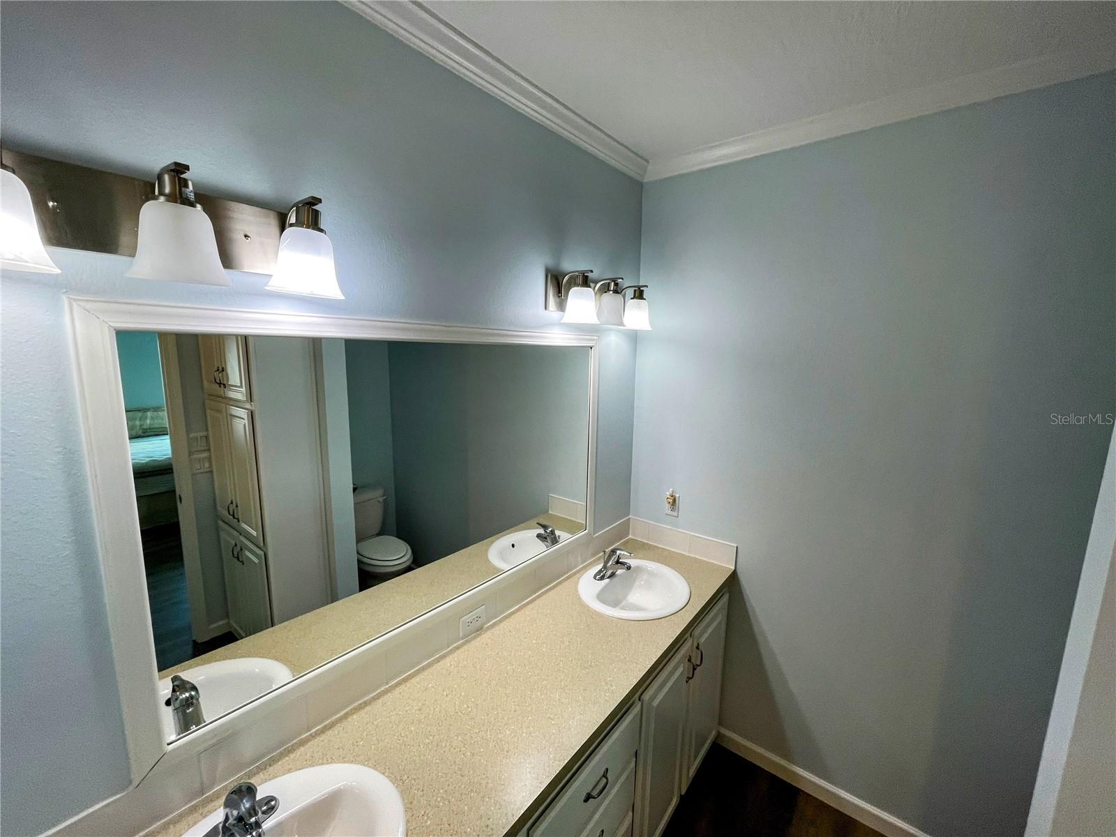 Image 15 of 27 For 612 Carefree