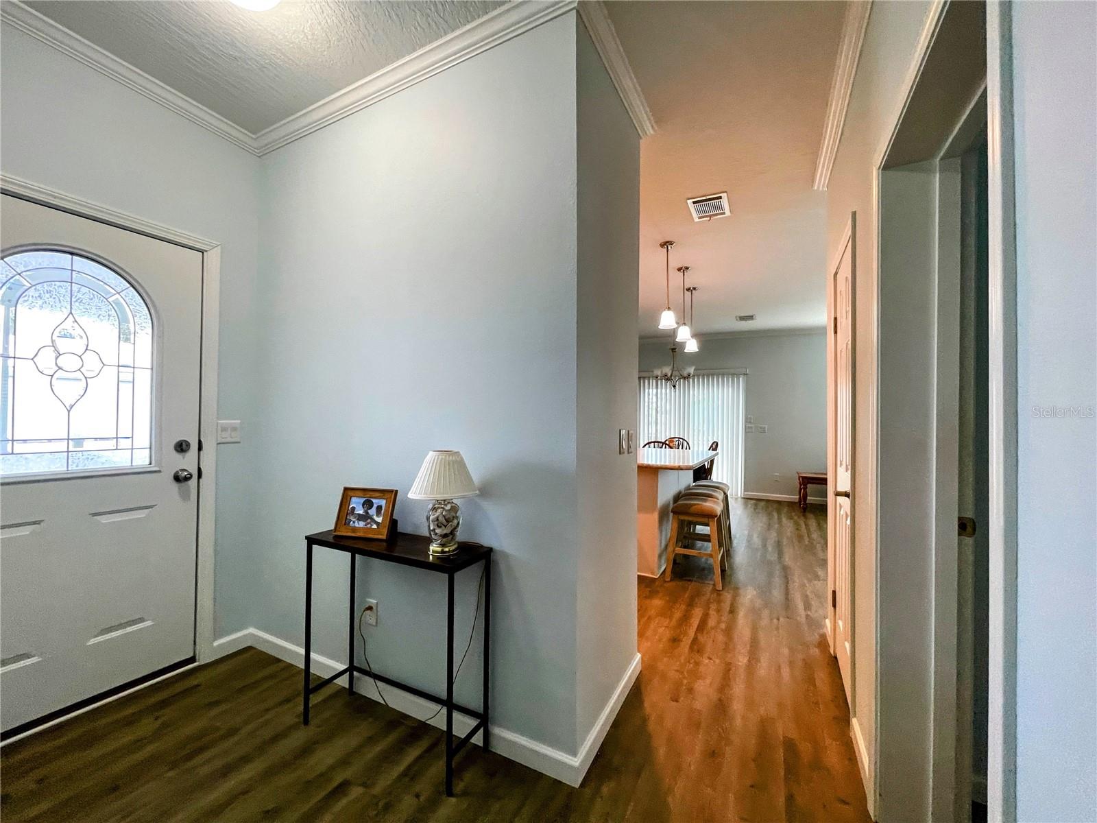 Image 6 of 27 For 612 Carefree