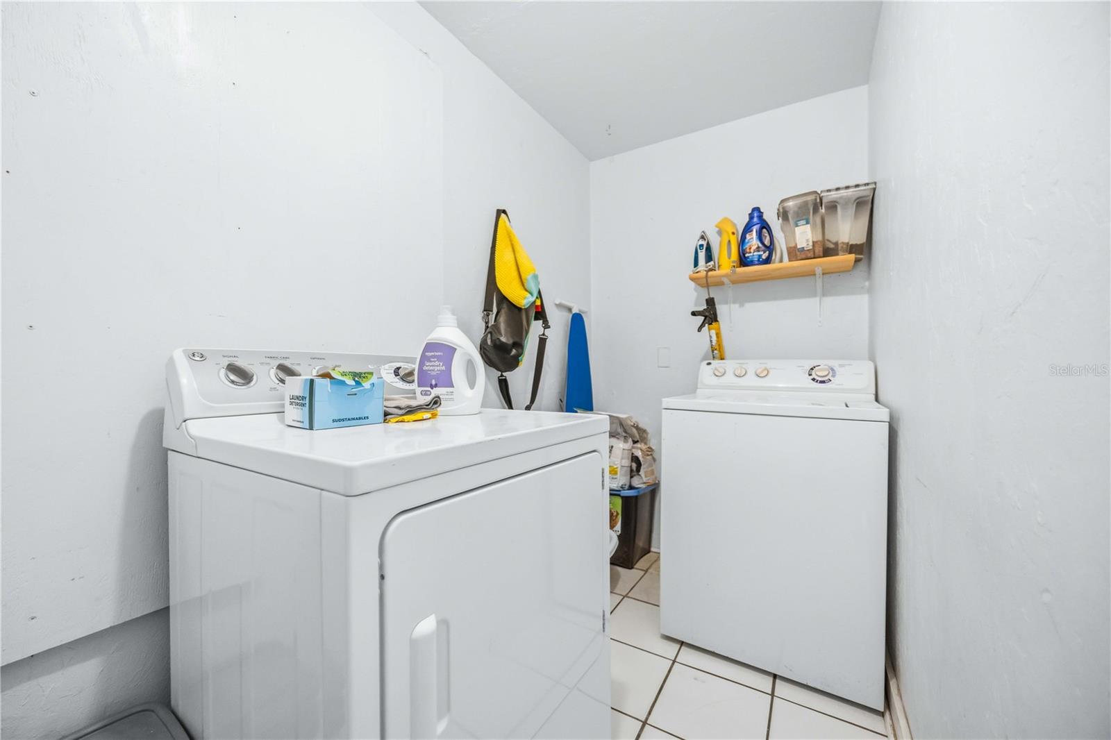 Image 18 of 32 For 1919 12th Avenue W