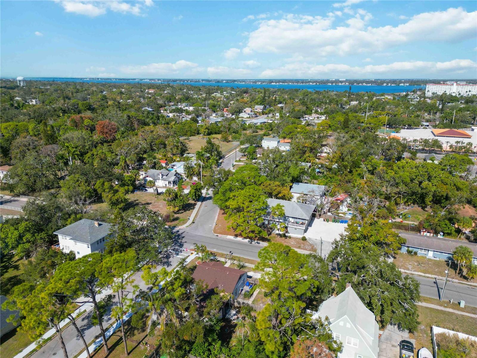 Image 32 of 32 For 1919 12th Avenue W