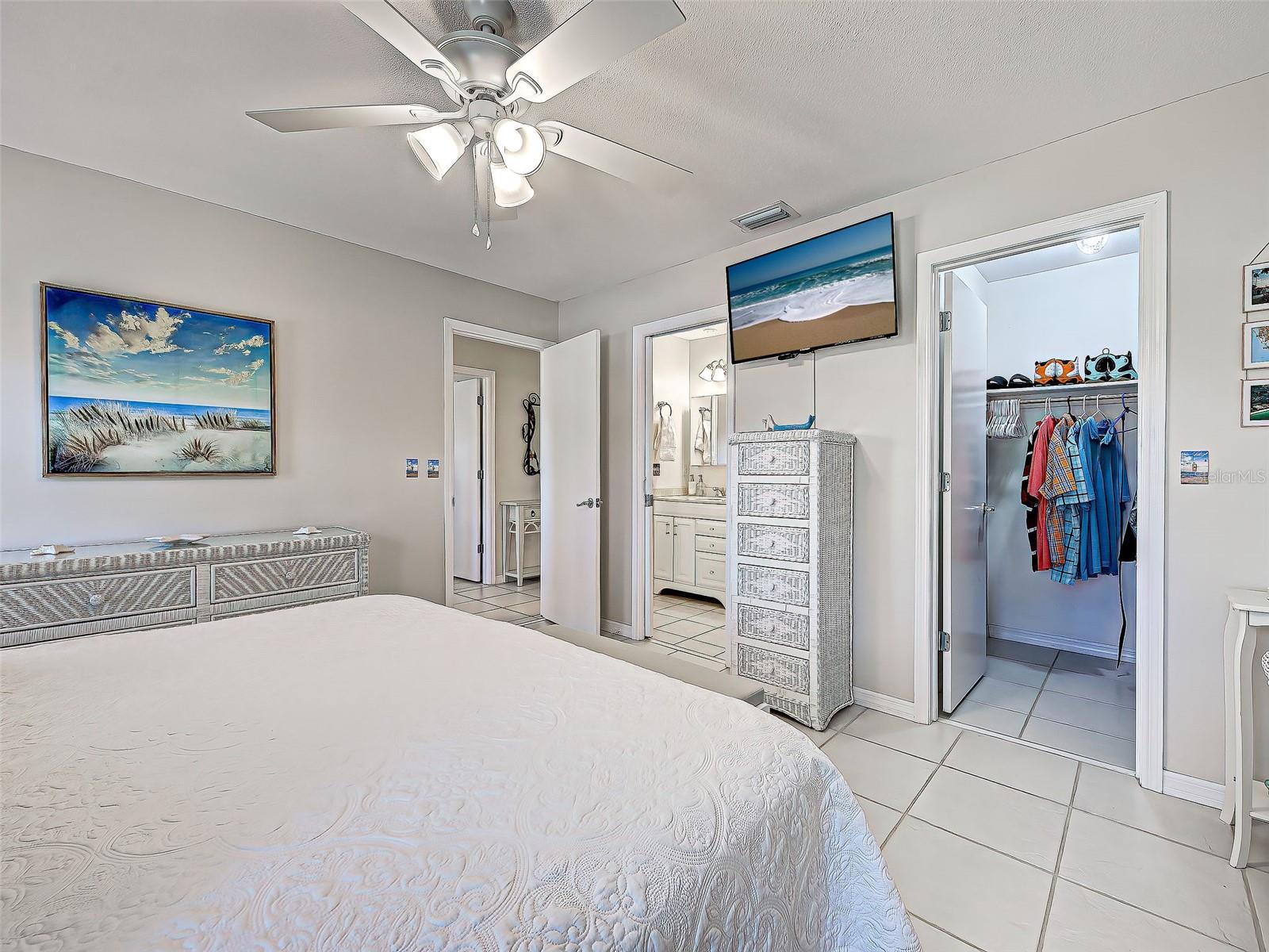 Image 38 of 61 For 1657 Bal Harbour Drive 2