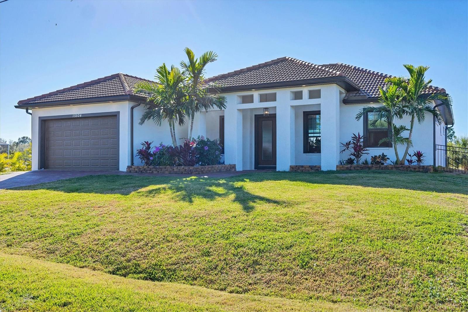 Image 5 of 45 For 15504 Hennipen Circle