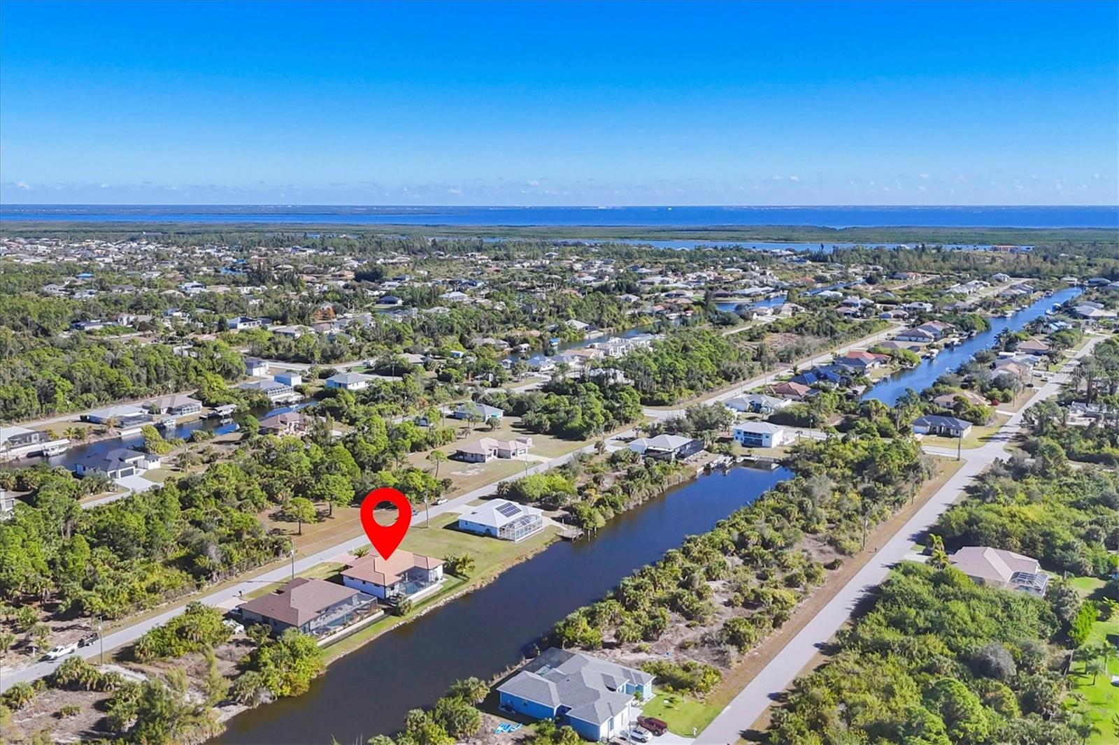 Image 6 of 45 For 15504 Hennipen Circle