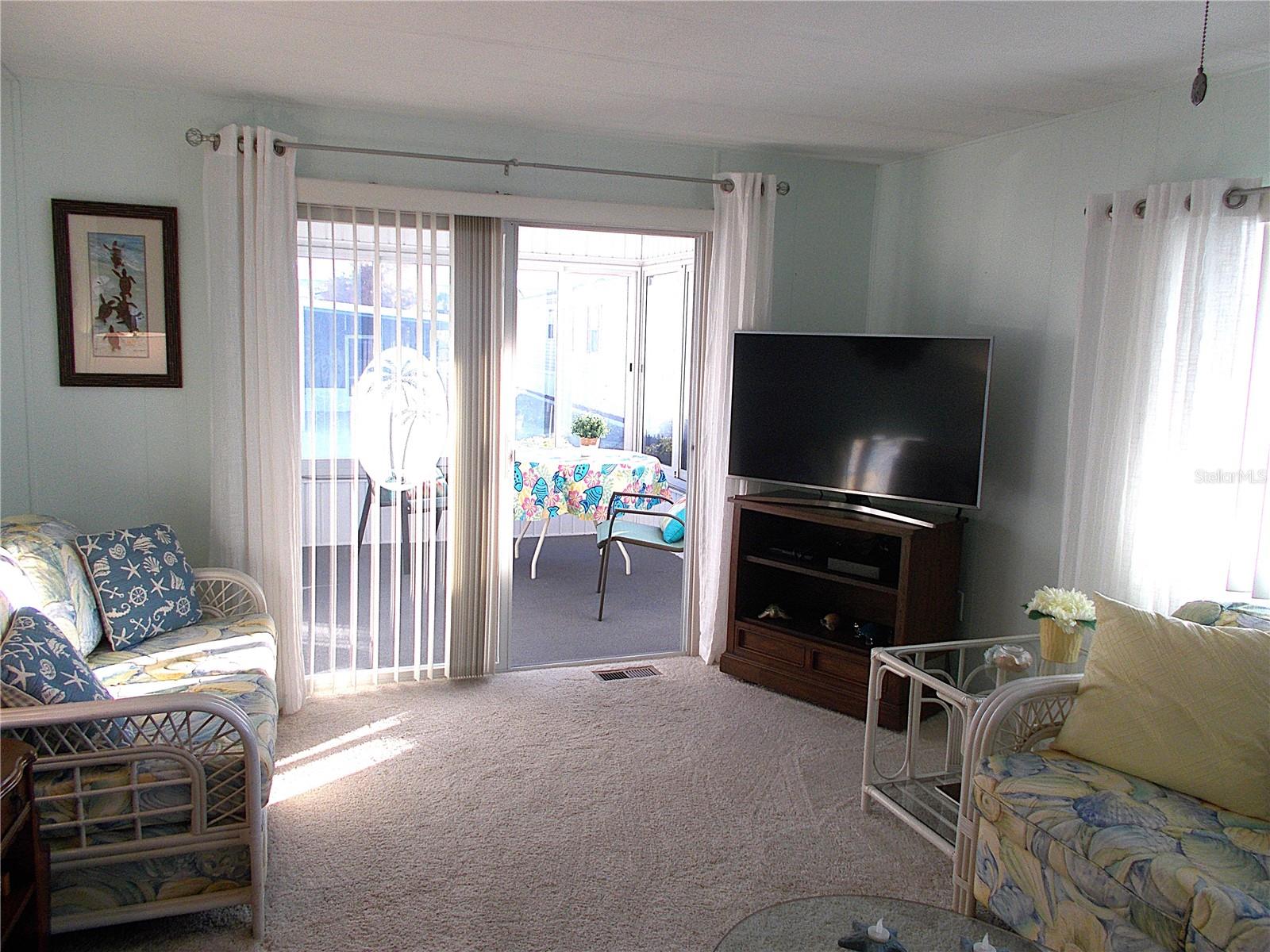 Image 13 of 26 For 434 Spruce Avenue