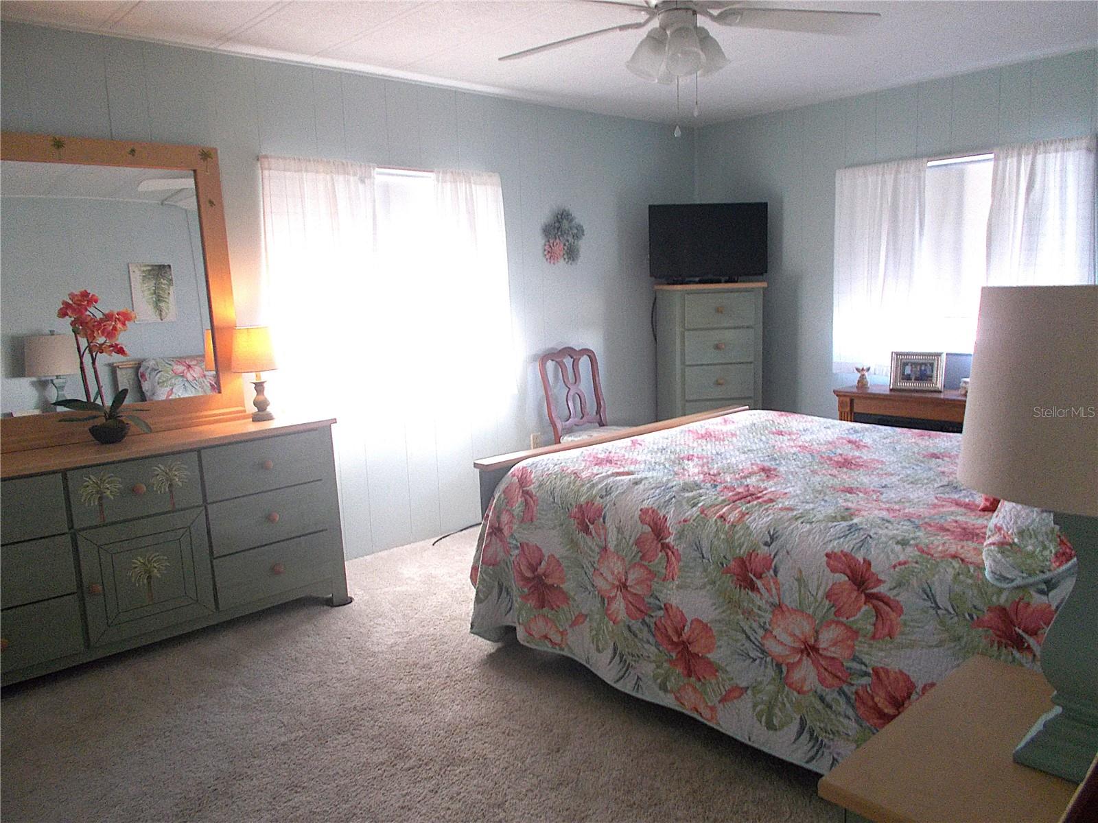 Image 18 of 26 For 434 Spruce Avenue