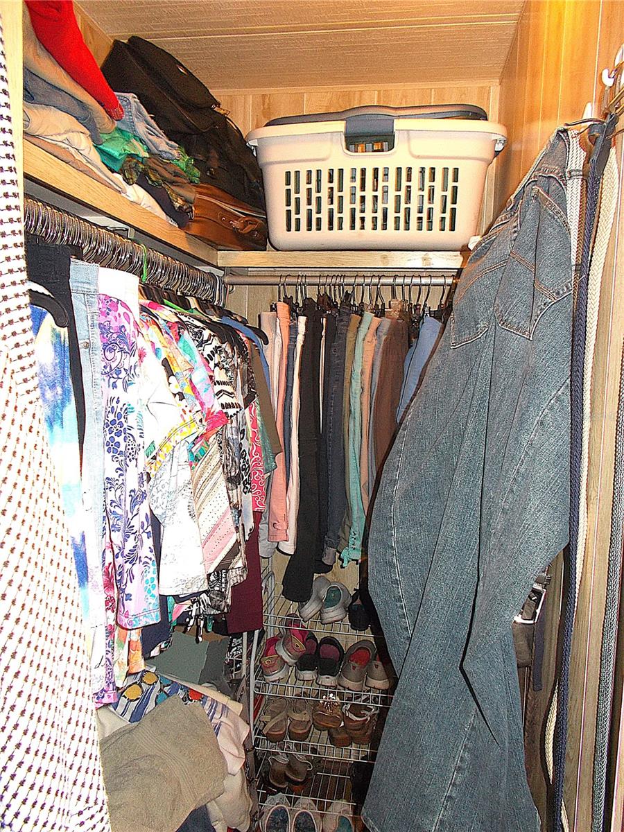 Image 17 of 32 For 467 Boxwood Drive