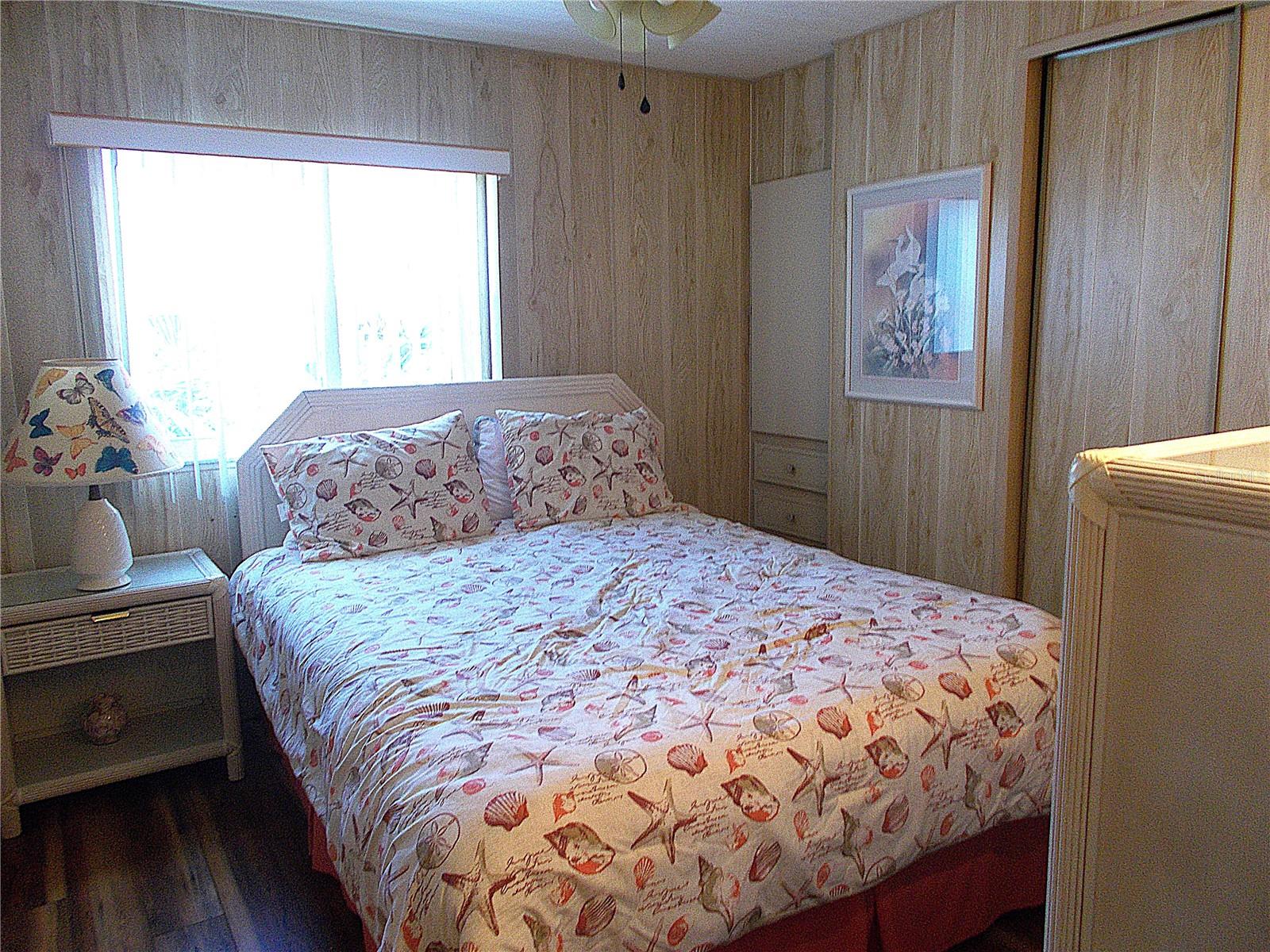 Image 20 of 32 For 467 Boxwood Drive