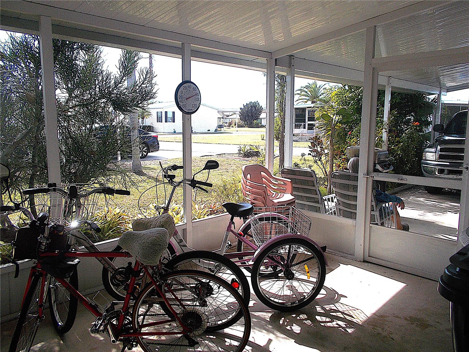 Image 25 of 32 For 467 Boxwood Drive