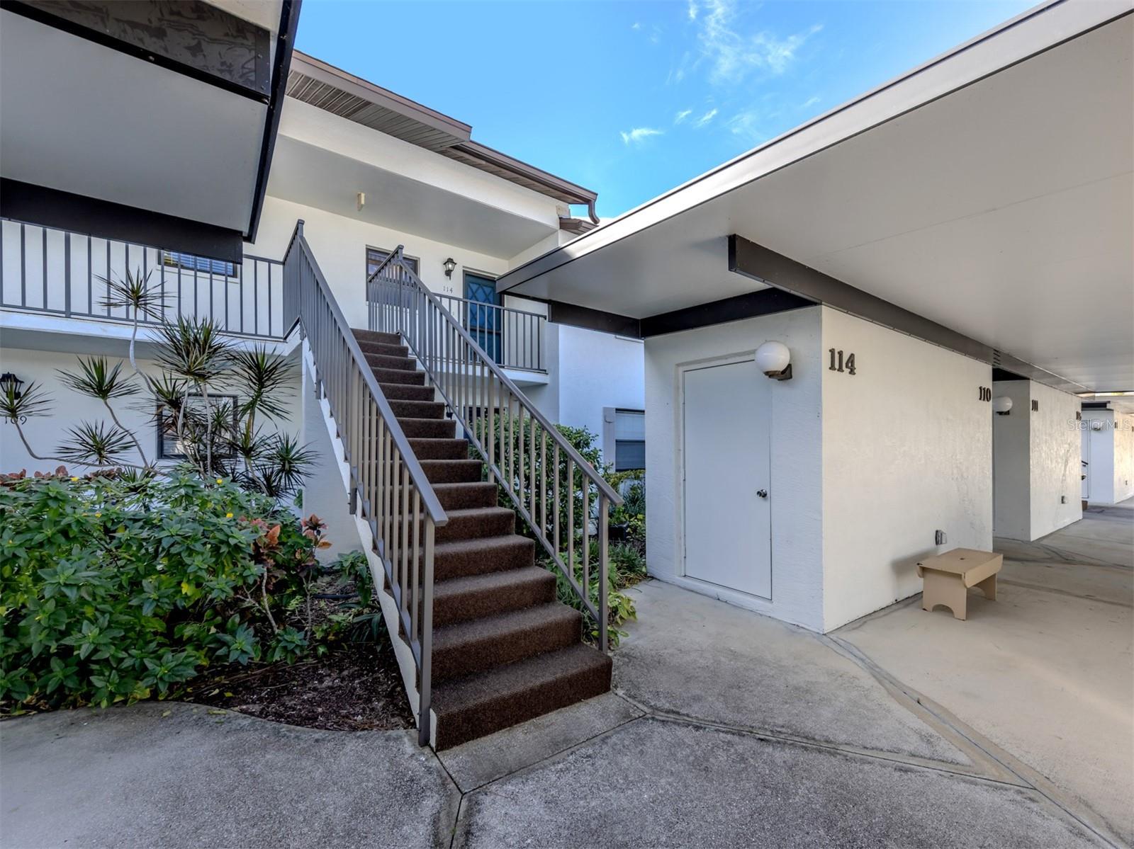 Image 3 of 76 For 1211 Capri Isles Boulevard 114