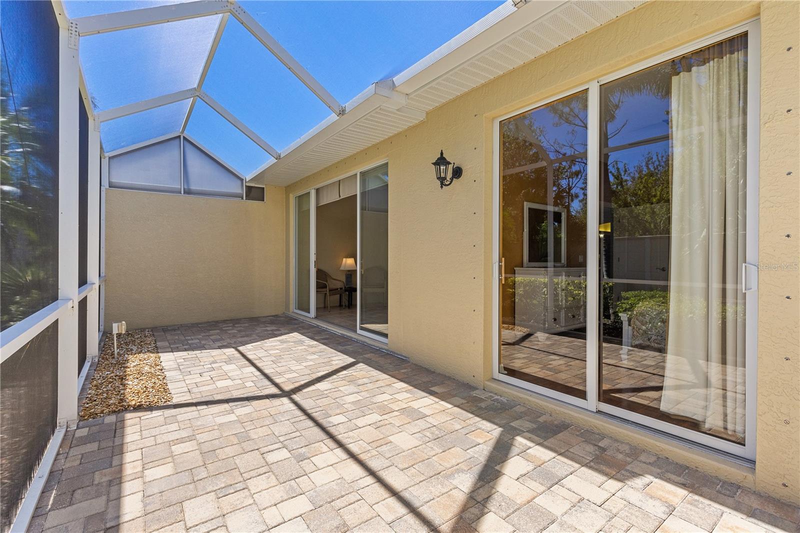 Image 20 of 59 For 1567 Monarch Drive