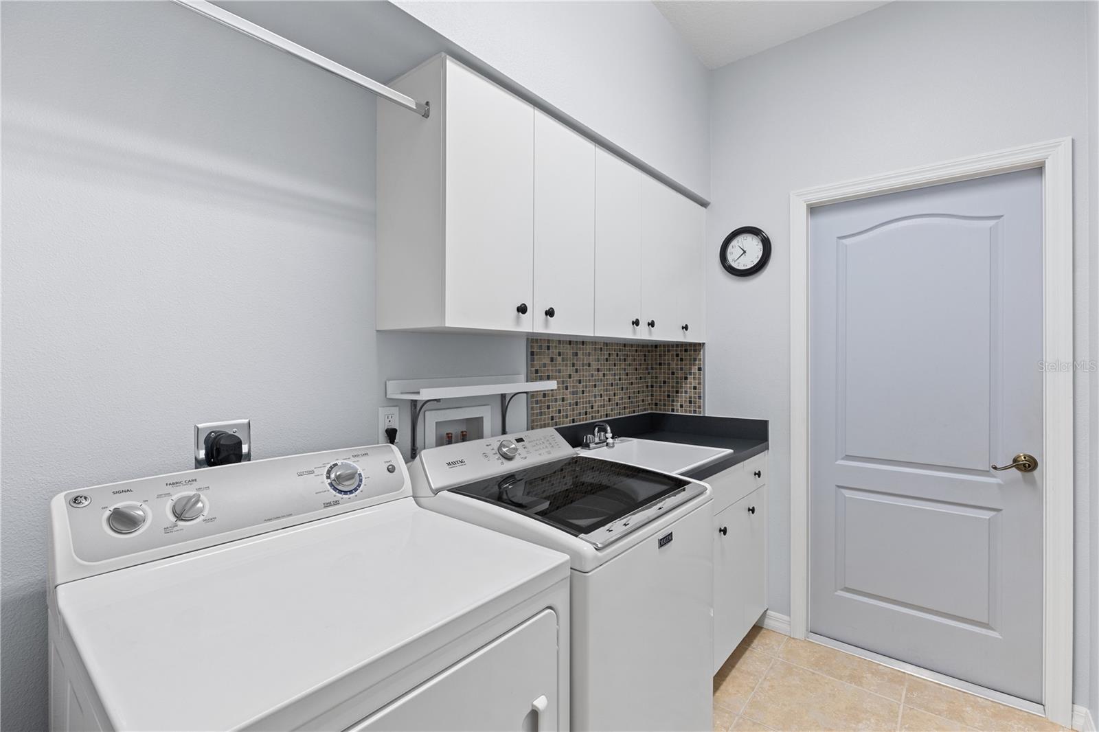 Image 33 of 59 For 1567 Monarch Drive