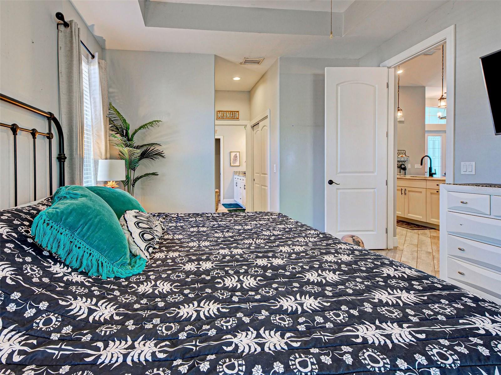 Image 33 of 66 For 3109 Daphne Road