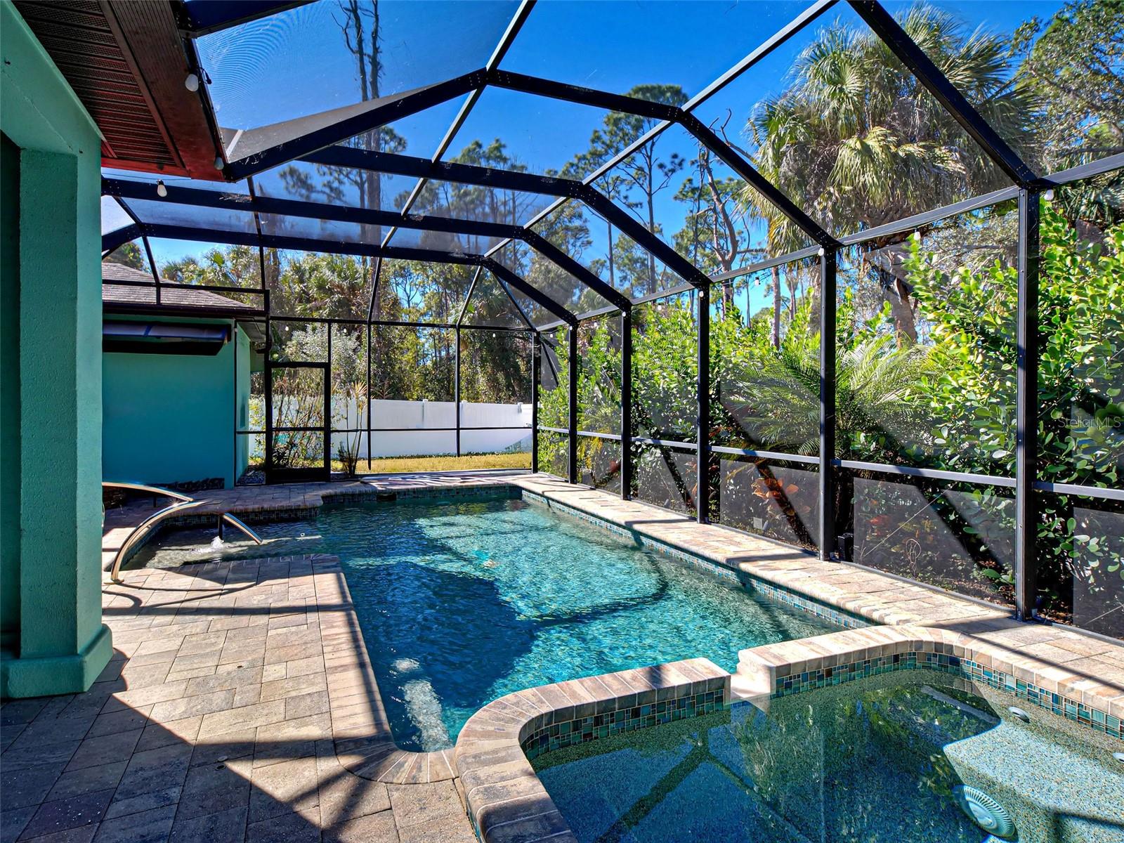 Image 61 of 66 For 3109 Daphne Road