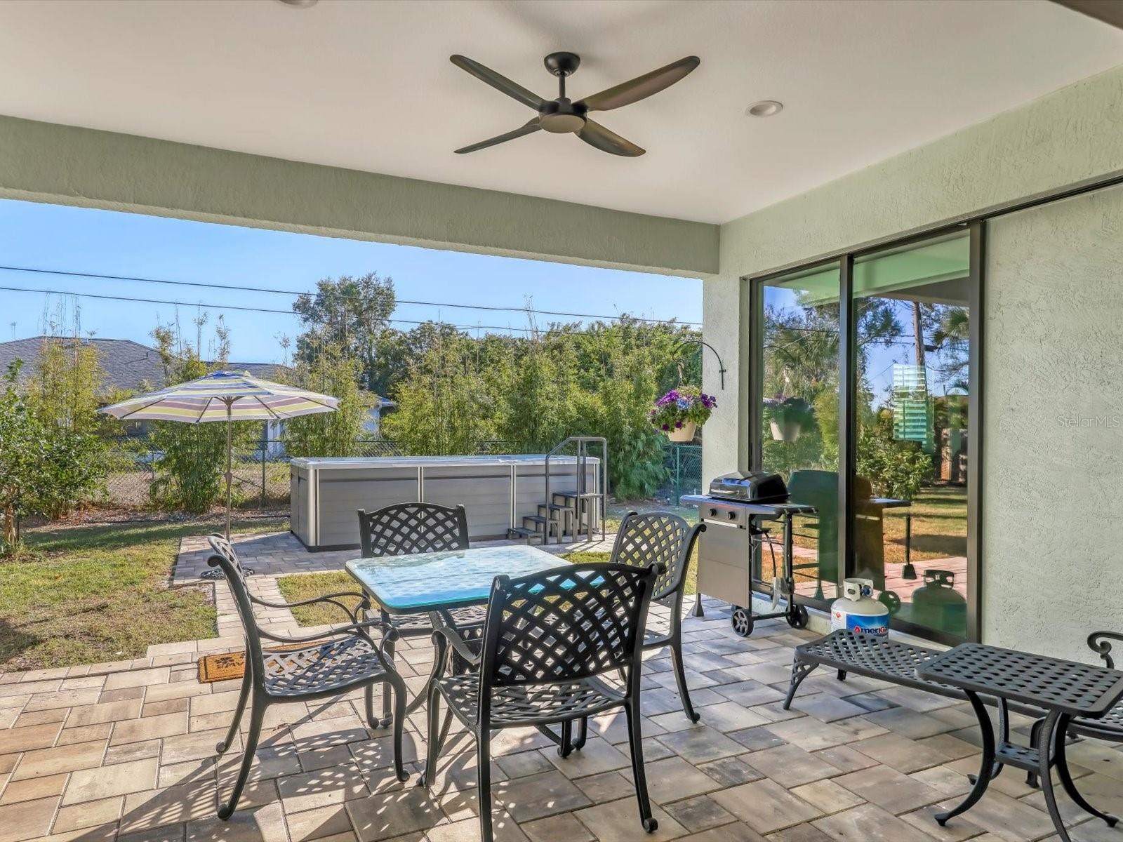 Image 32 of 46 For 10461 Euston Avenue