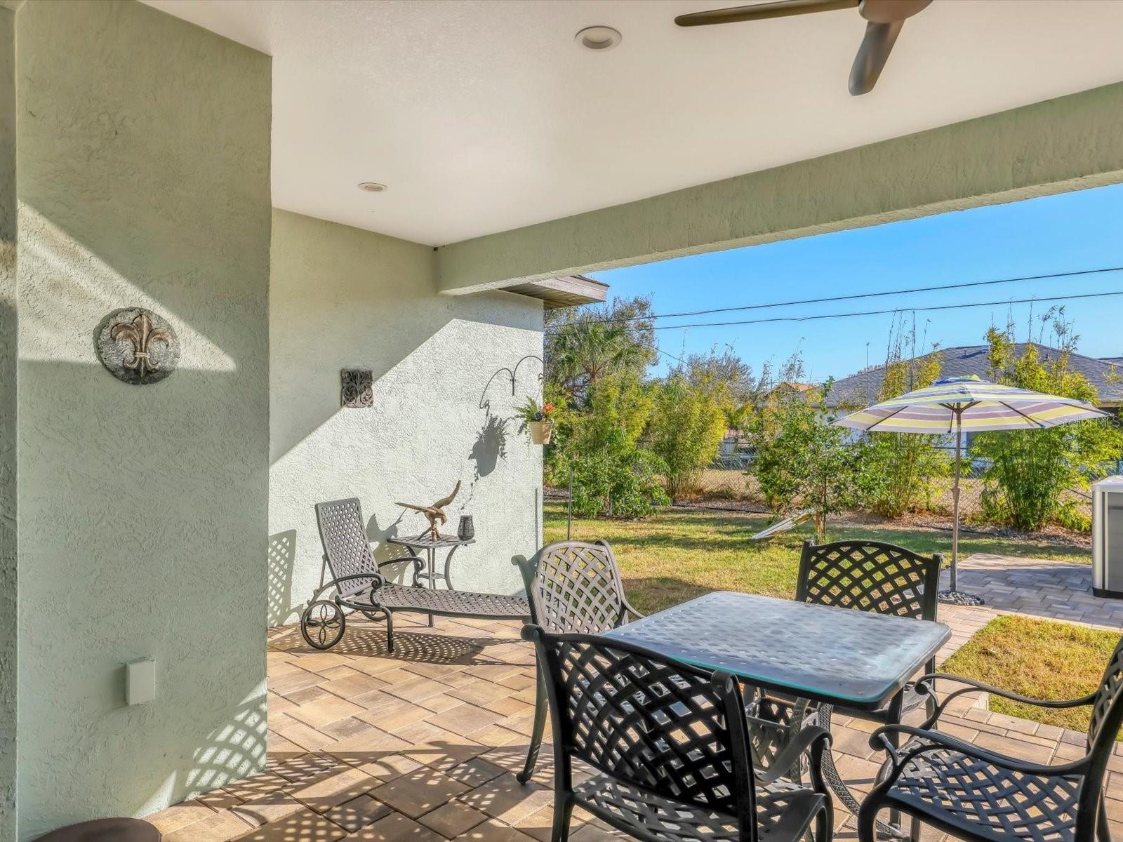 Image 33 of 46 For 10461 Euston Avenue