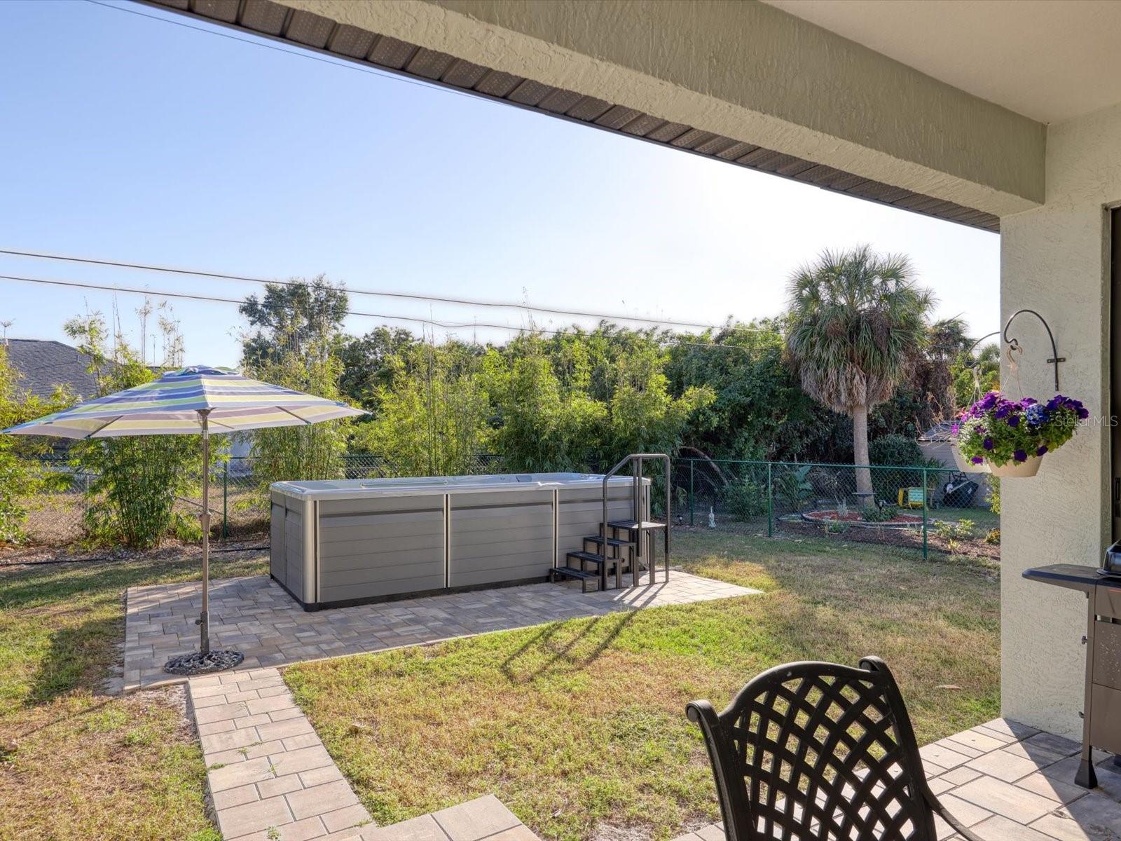 Image 34 of 46 For 10461 Euston Avenue