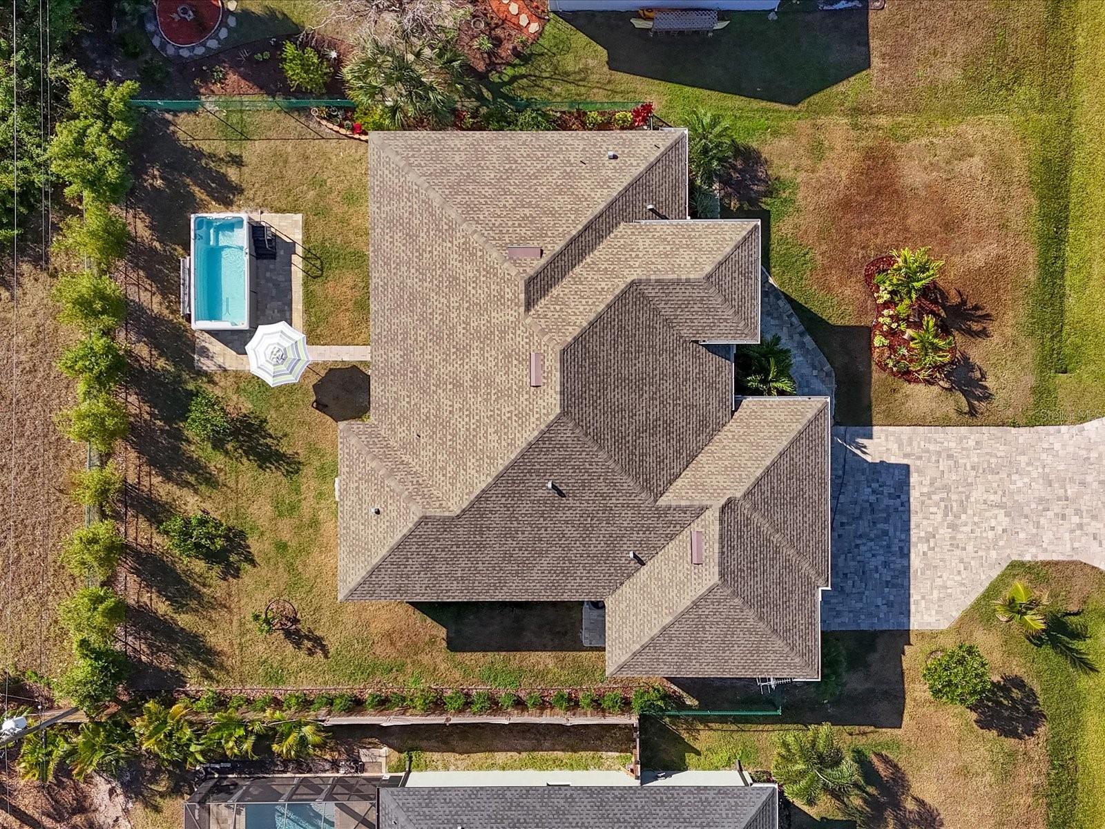 Image 38 of 46 For 10461 Euston Avenue