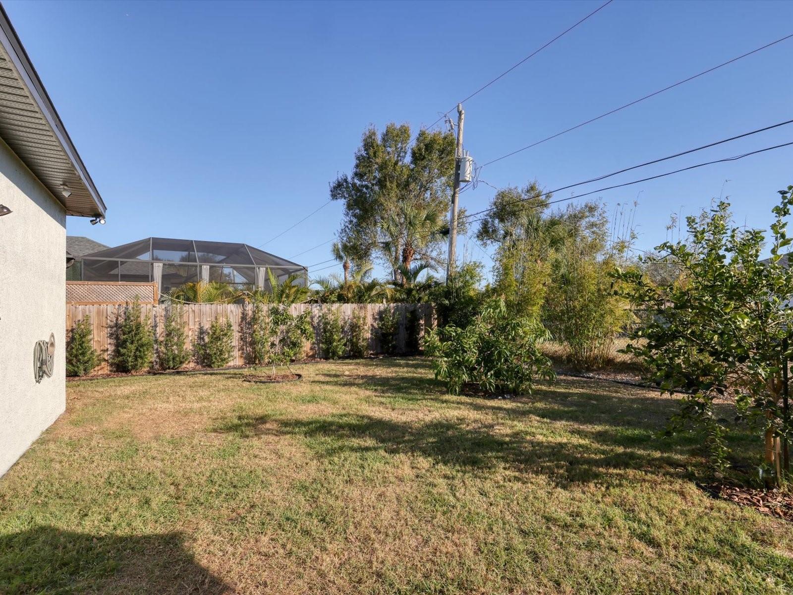 Image 41 of 46 For 10461 Euston Avenue