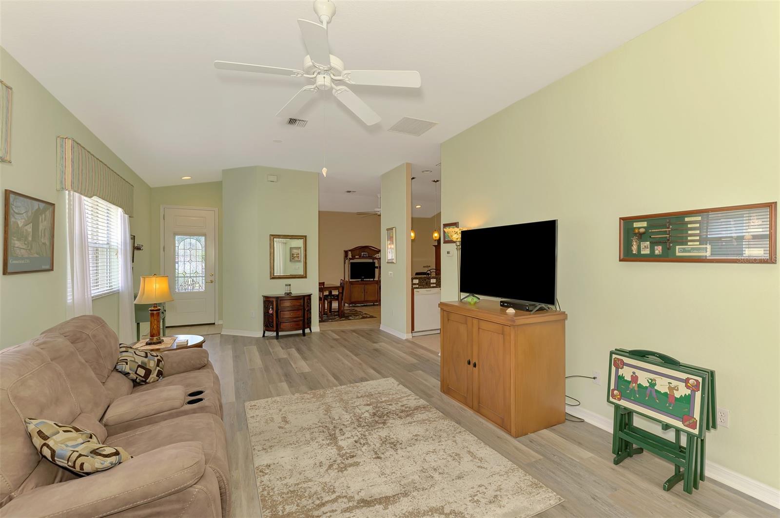 Image 11 of 58 For 1035 Topelis Drive