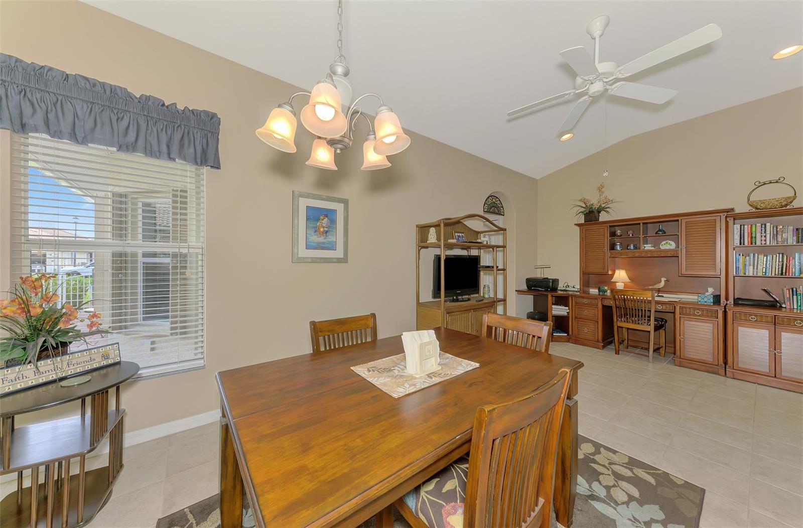 Image 24 of 58 For 1035 Topelis Drive