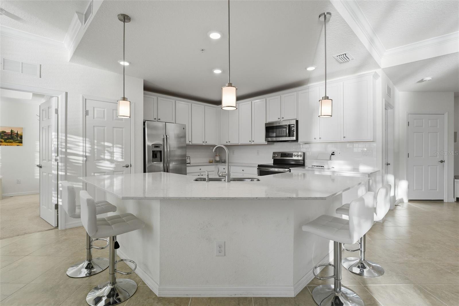 Image 12 of 64 For 10054 Crooked Creek Drive 102