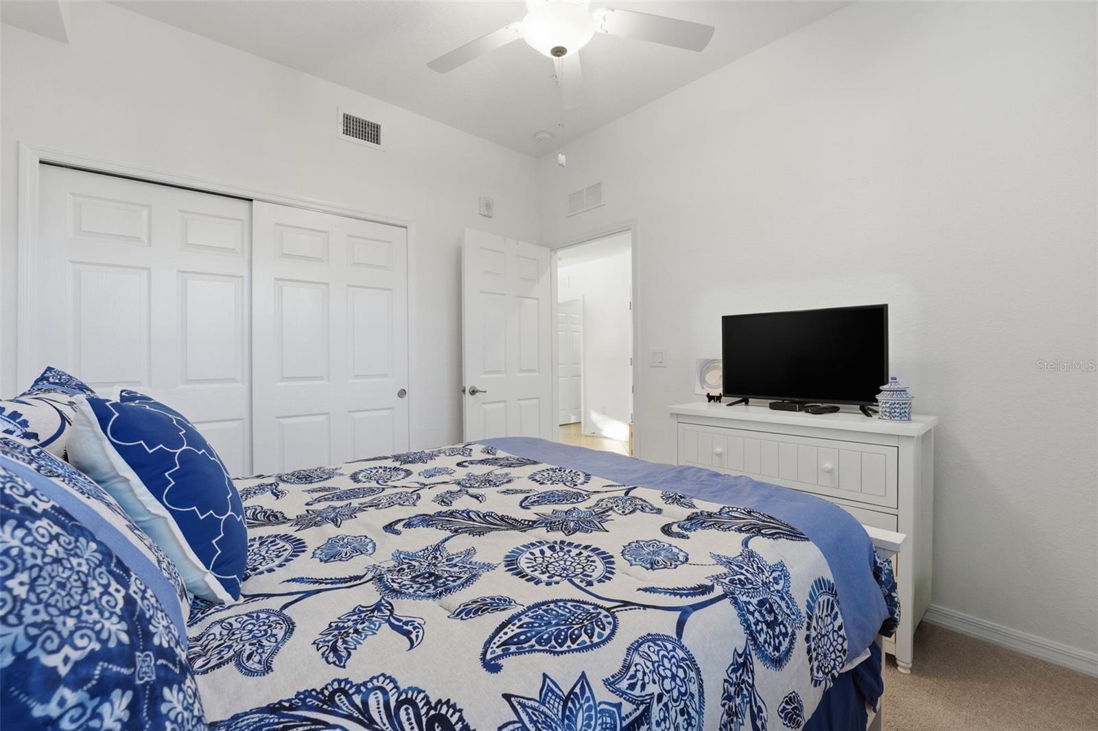 Image 23 of 64 For 10054 Crooked Creek Drive 102