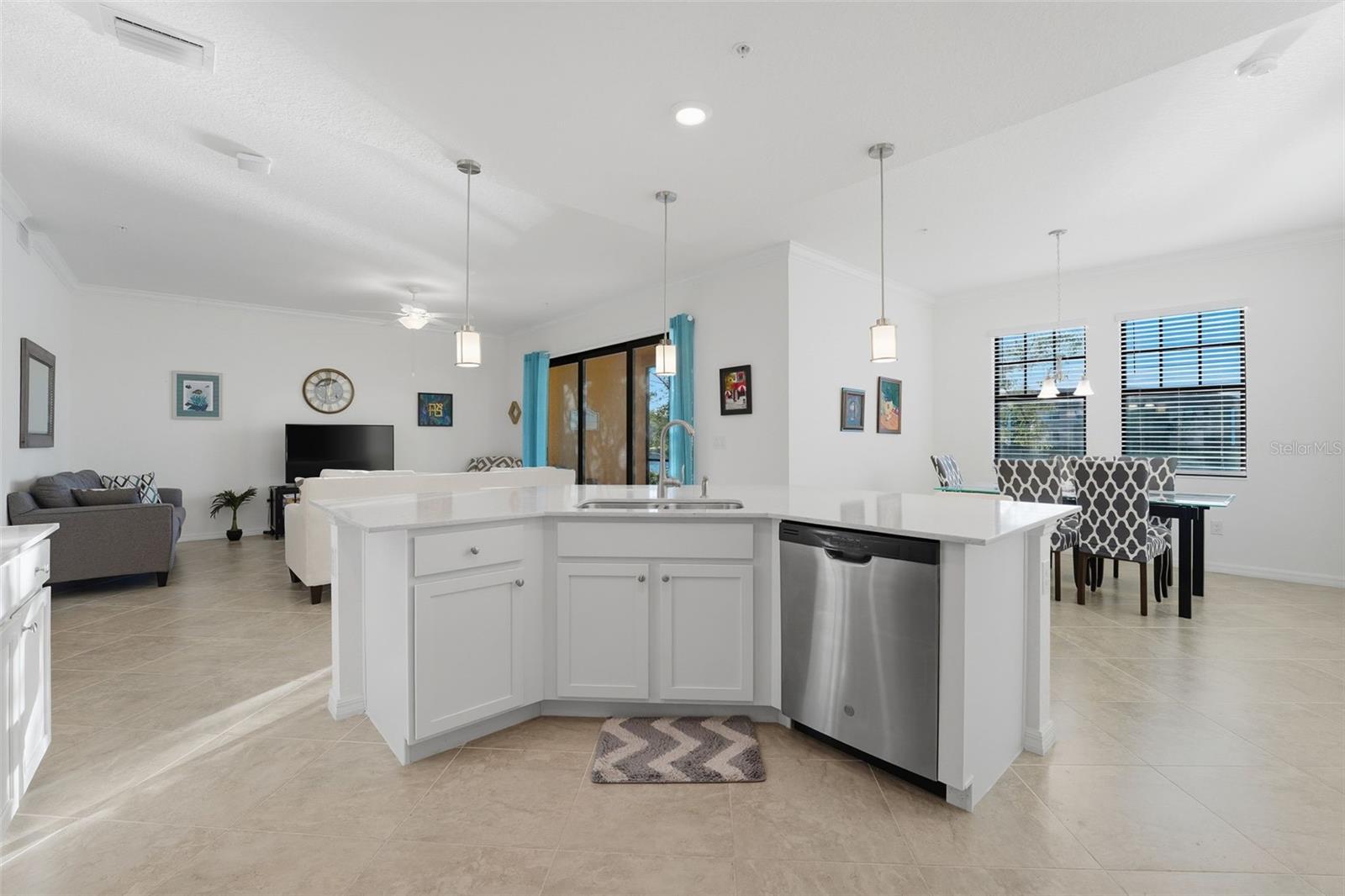 Image 9 of 64 For 10054 Crooked Creek Drive 102